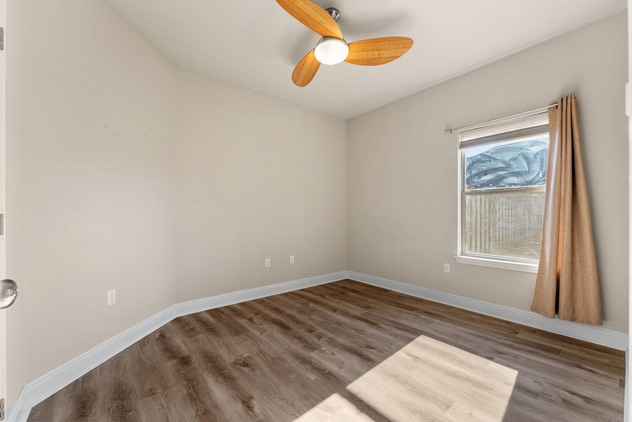 HAMMOCK BAY - Residential Lease