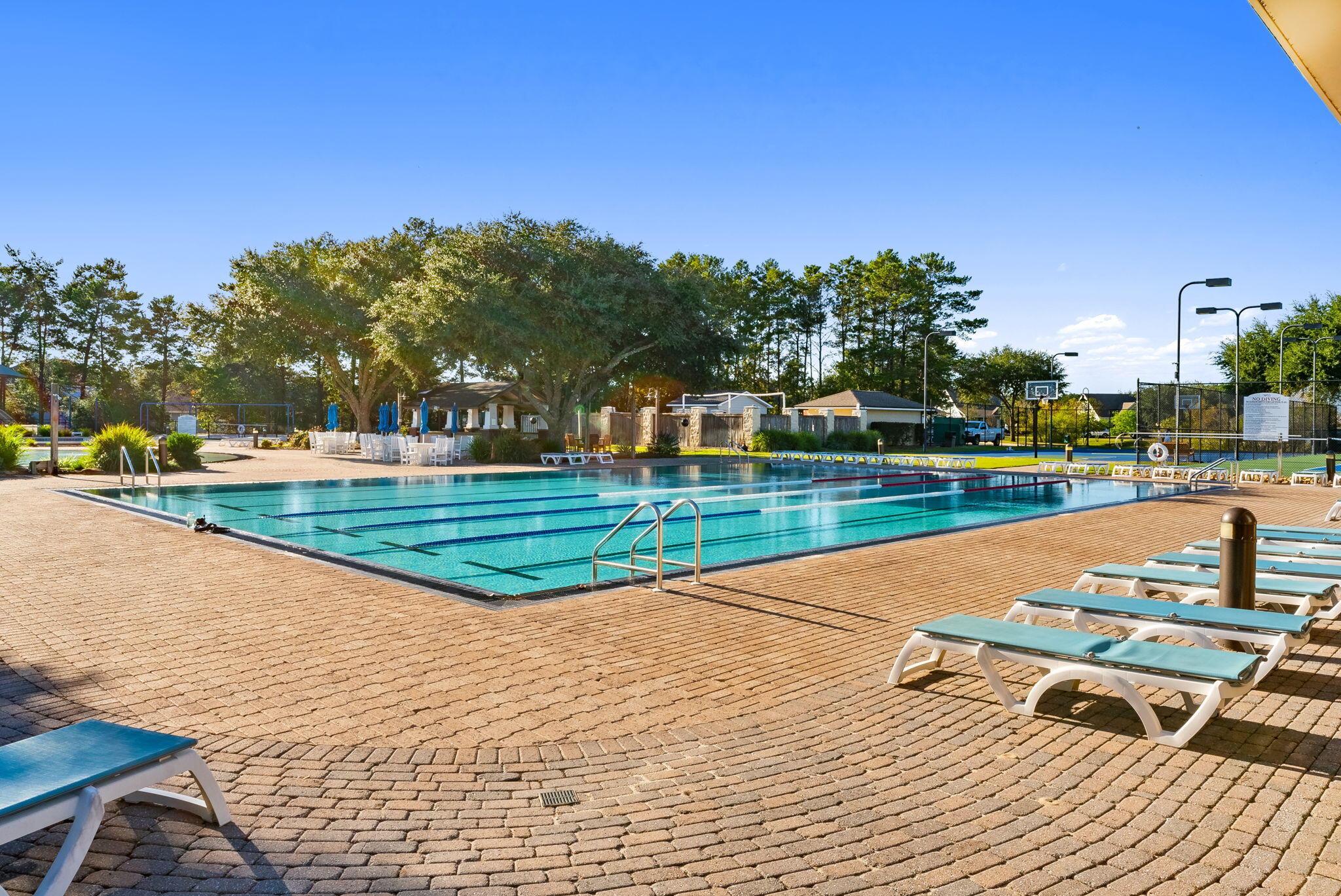 HAMMOCK BAY - Residential Lease