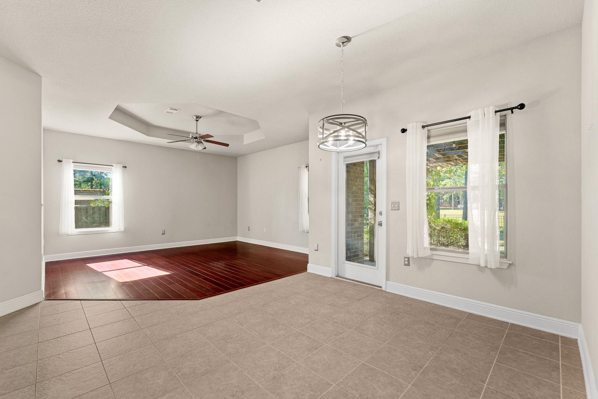 HAMMOCK BAY - Residential Lease