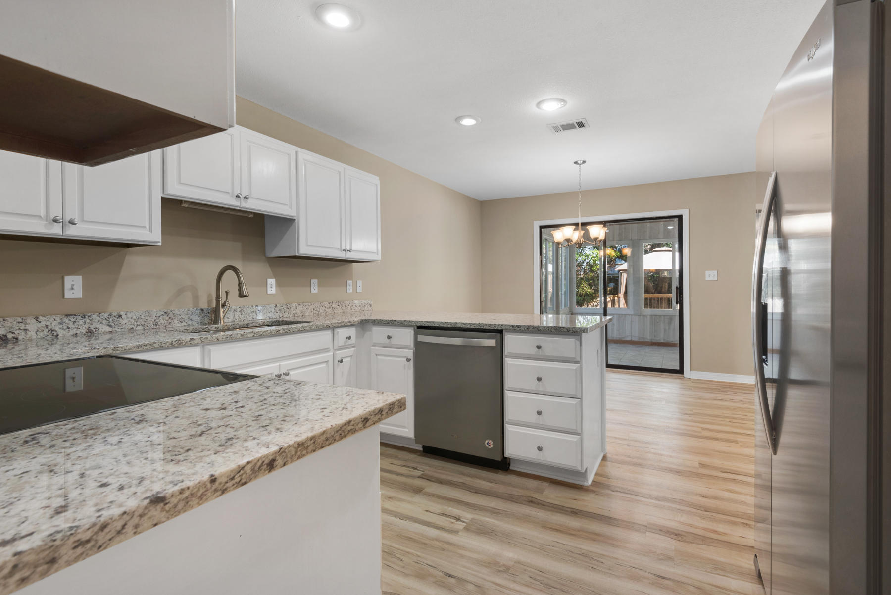 ROCKY BAYOU COUNTRY CLUB ESTATES 4 - Residential