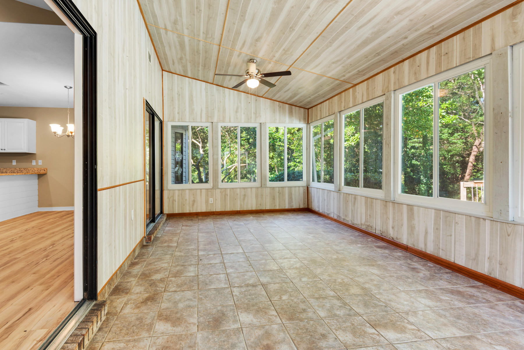 ROCKY BAYOU COUNTRY CLUB ESTATES 4 - Residential