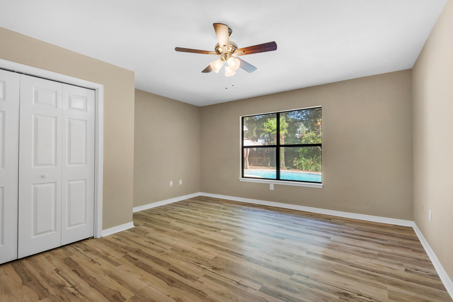 ROCKY BAYOU COUNTRY CLUB ESTATES 4 - Residential