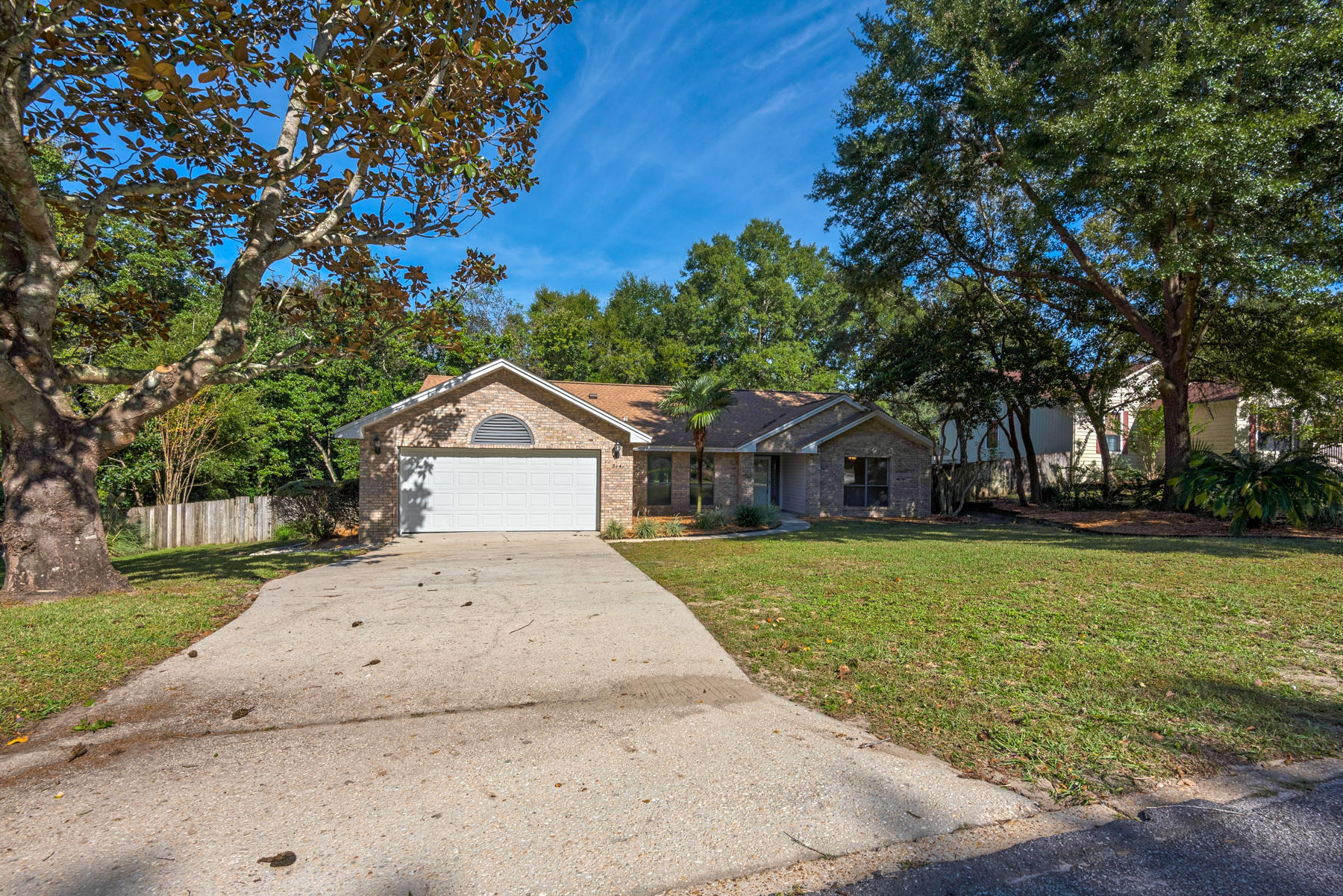 ROCKY BAYOU COUNTRY CLUB ESTATES 4 - Residential