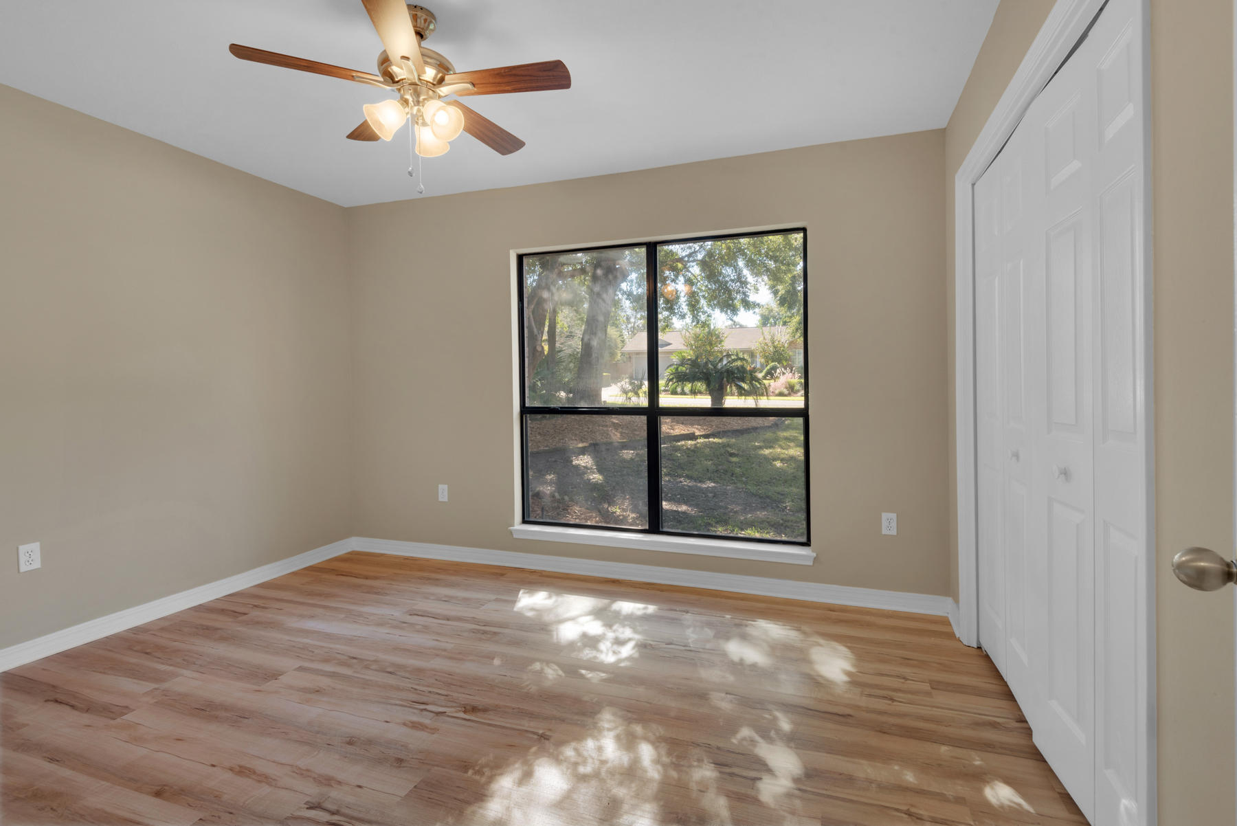 ROCKY BAYOU COUNTRY CLUB ESTATES 4 - Residential