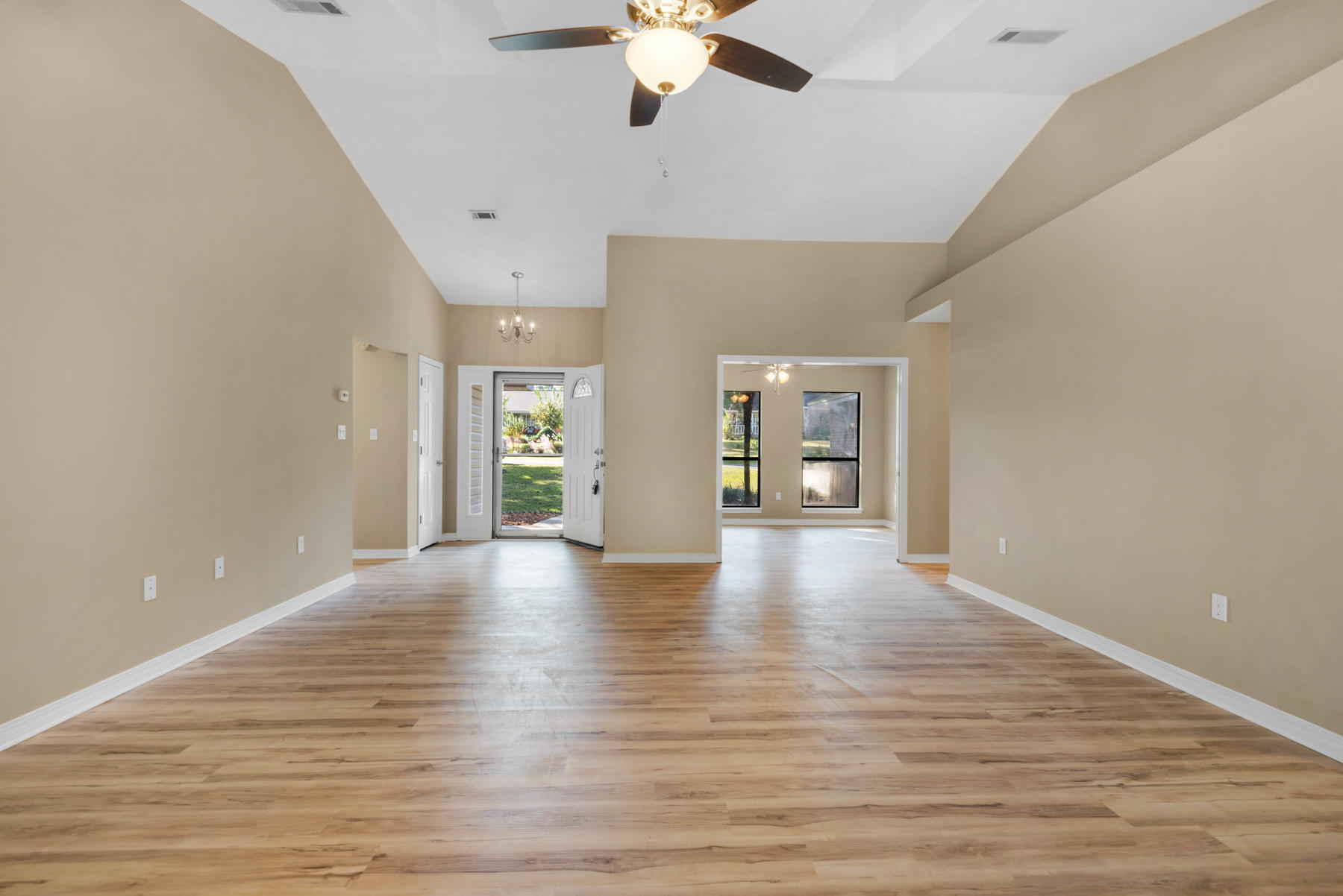 ROCKY BAYOU COUNTRY CLUB ESTATES 4 - Residential