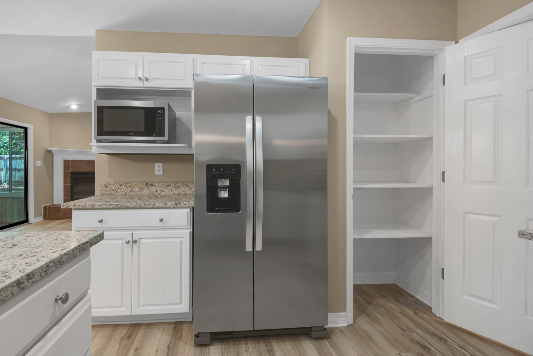 ROCKY BAYOU COUNTRY CLUB ESTATES 4 - Residential