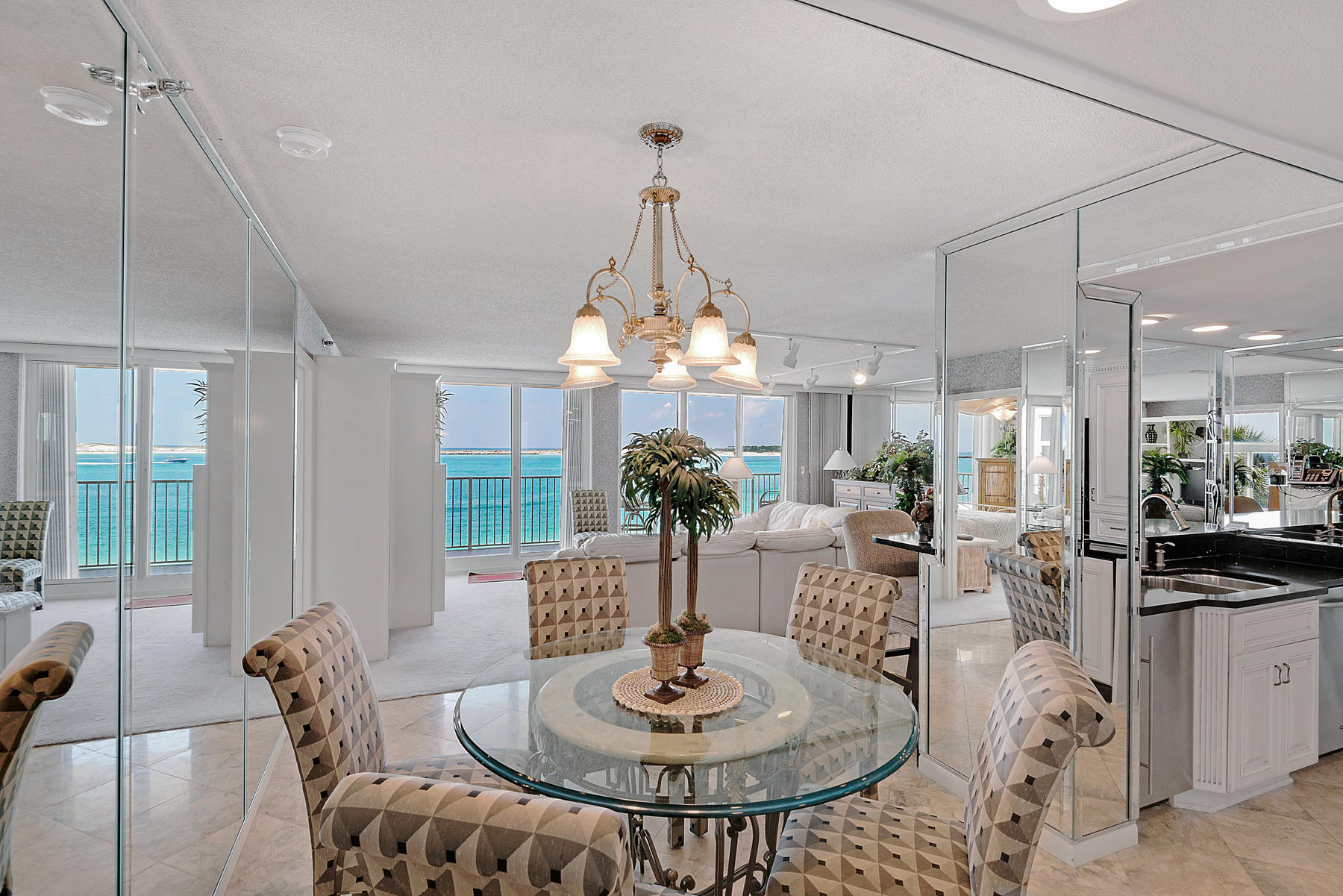 WATERVIEW TOWERS - Residential