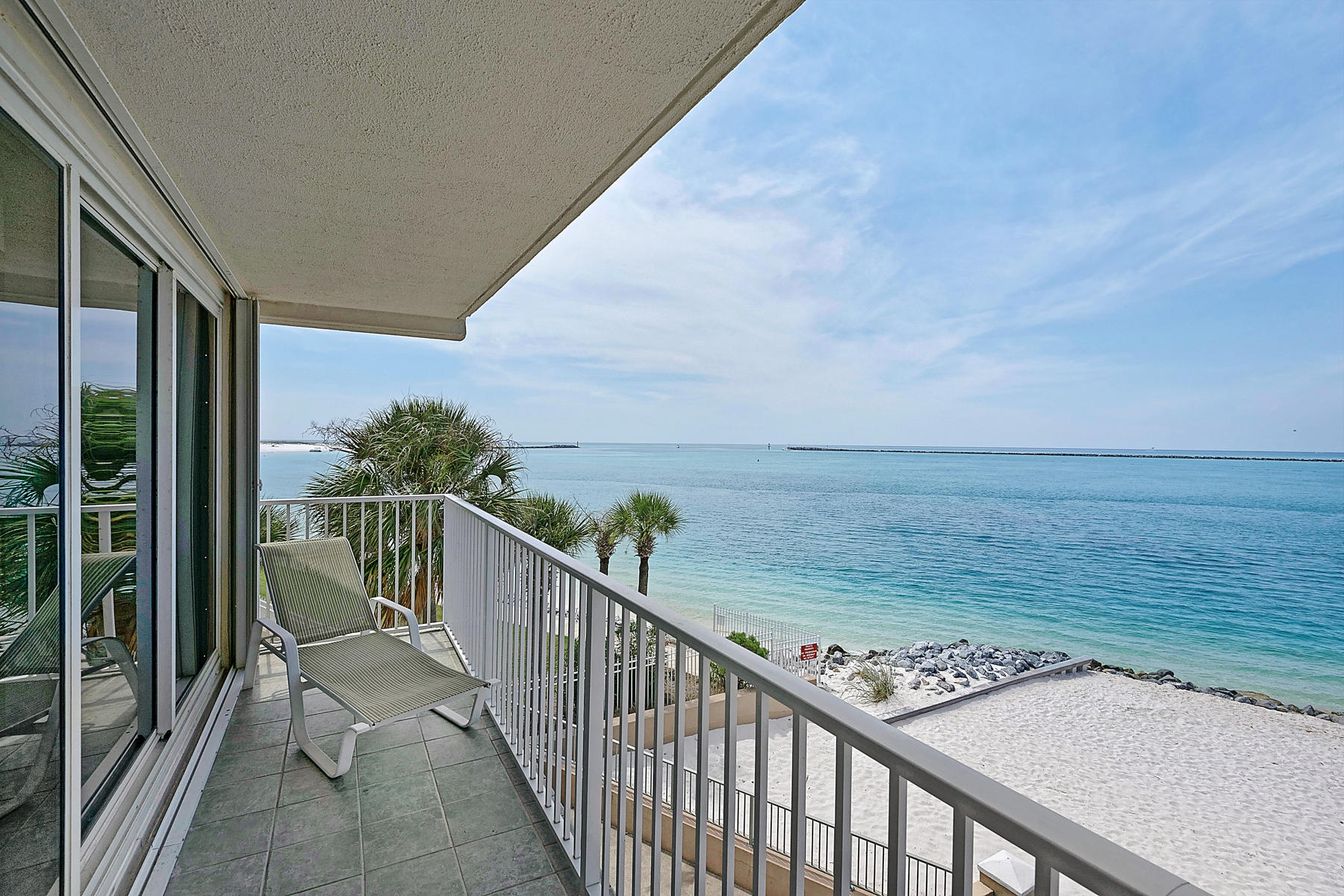 WATERVIEW TOWERS - Residential