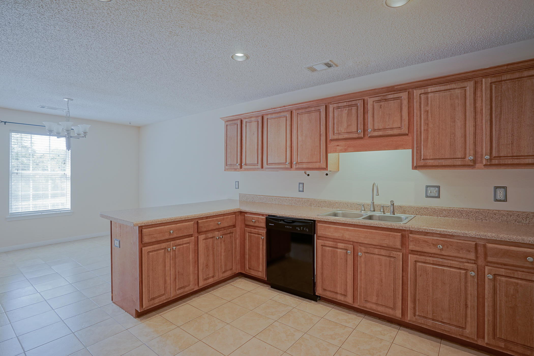 FAIRCHILD ESTATES - Residential