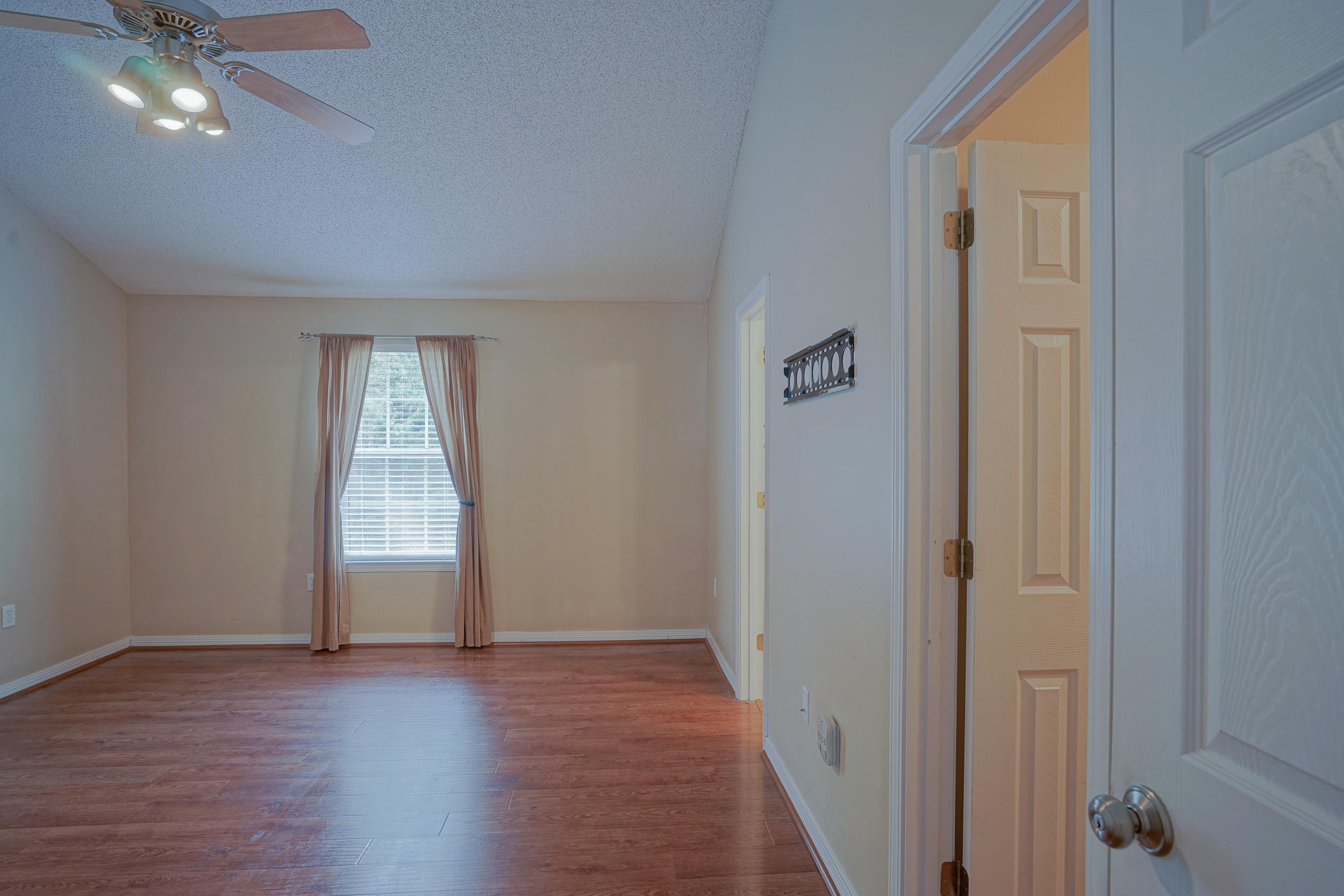 FAIRCHILD ESTATES - Residential