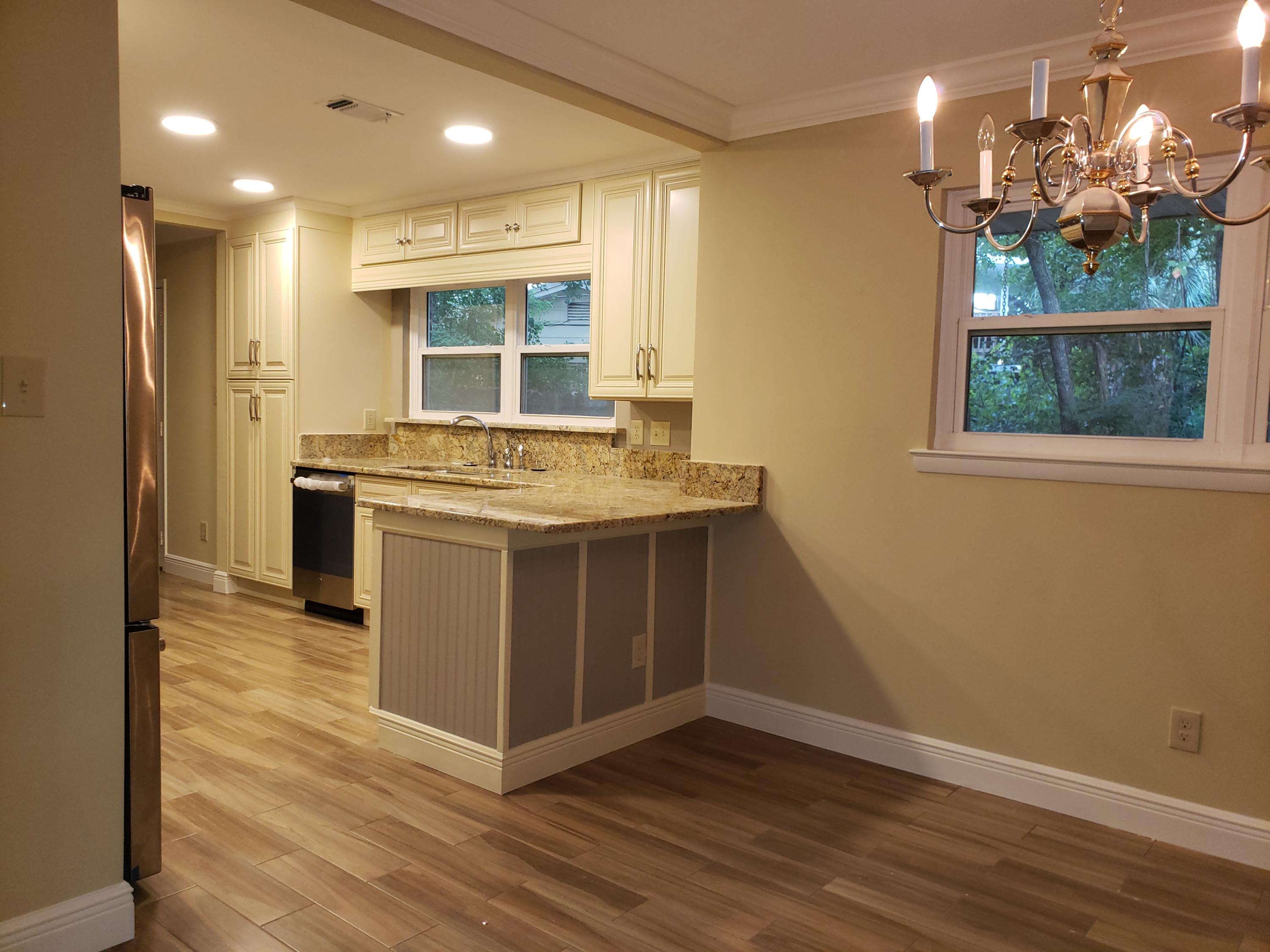 COLONY ESTATES - Residential Lease