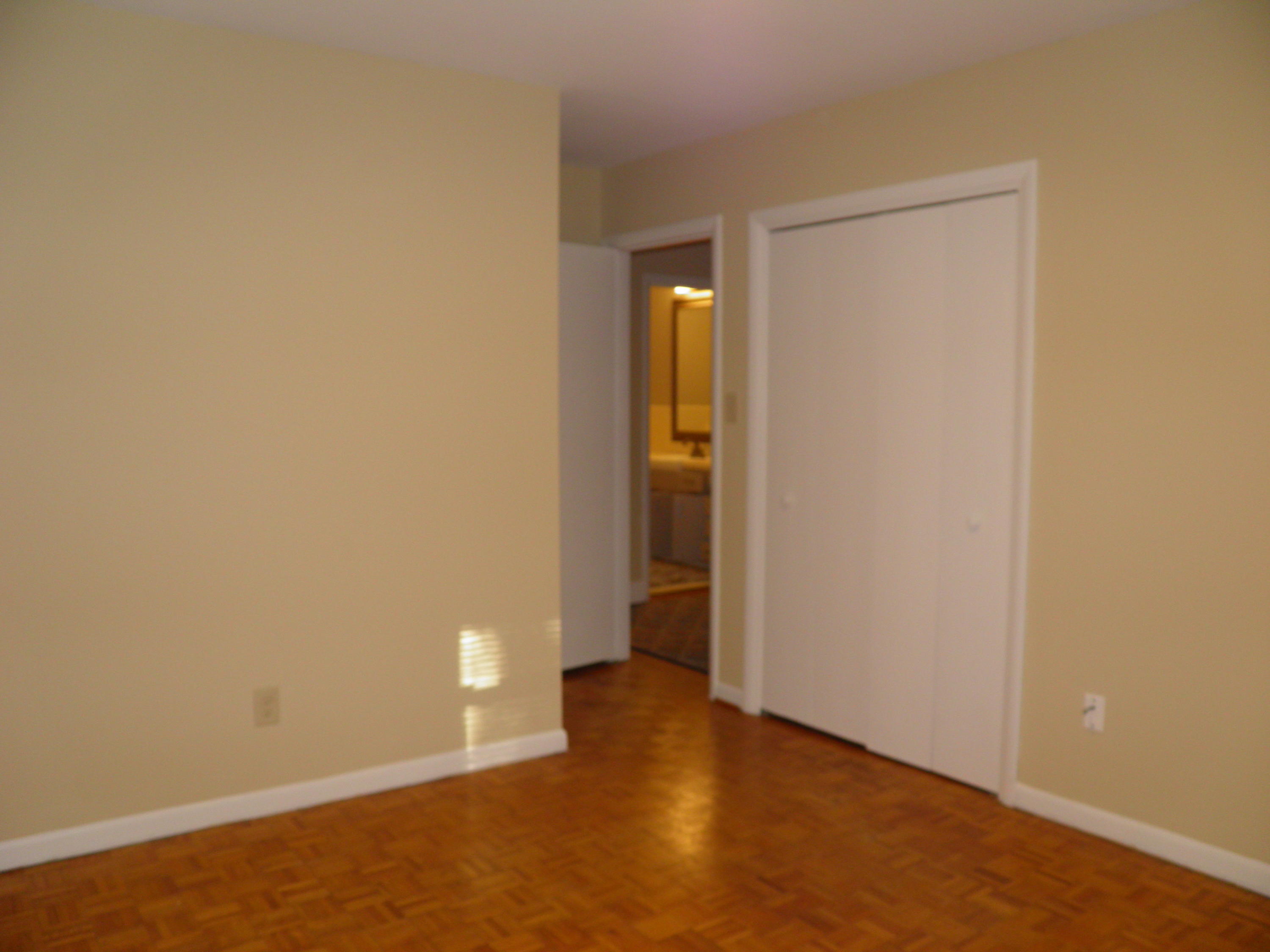 COLONY ESTATES - Residential Lease