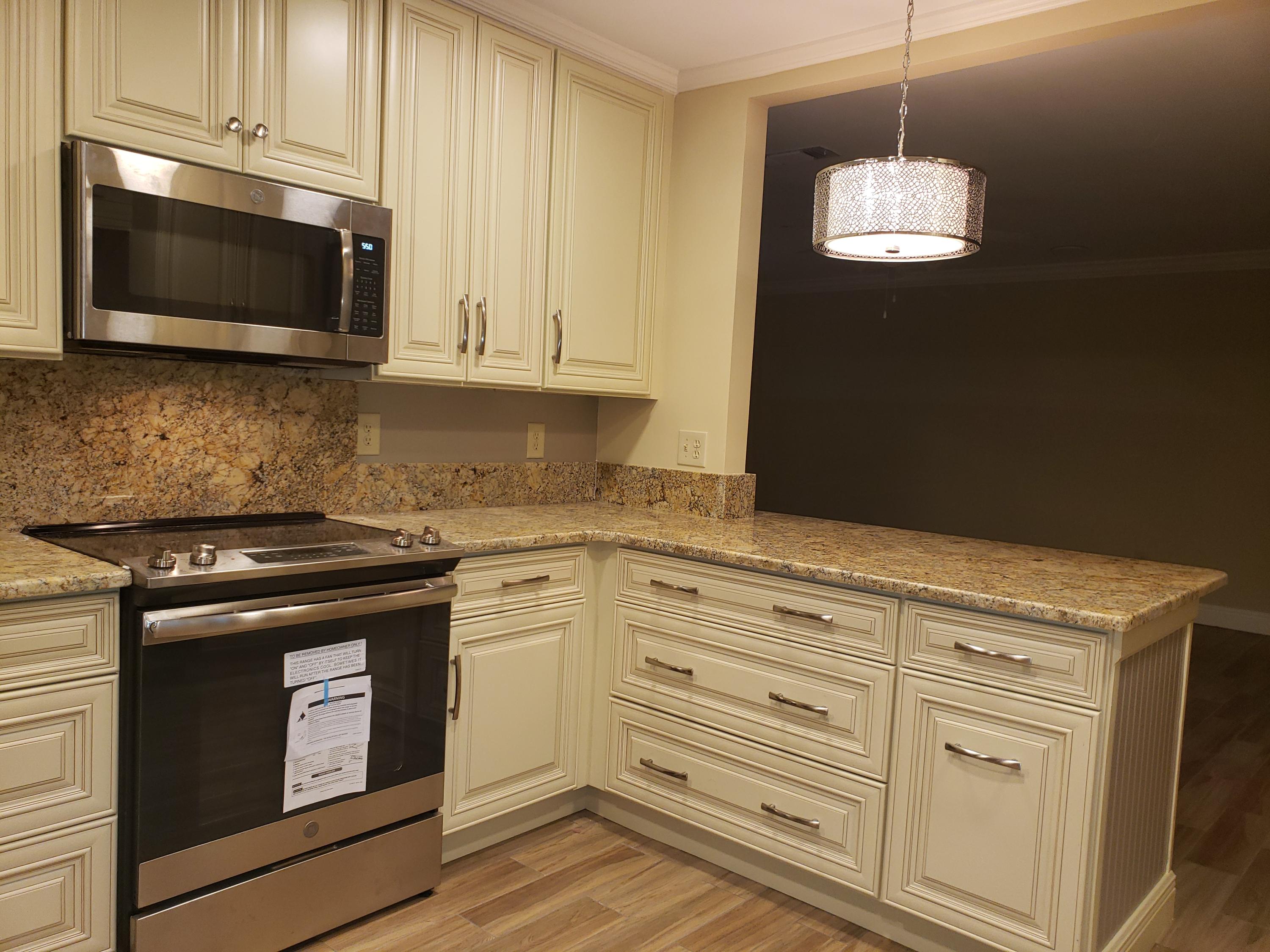 COLONY ESTATES - Residential Lease