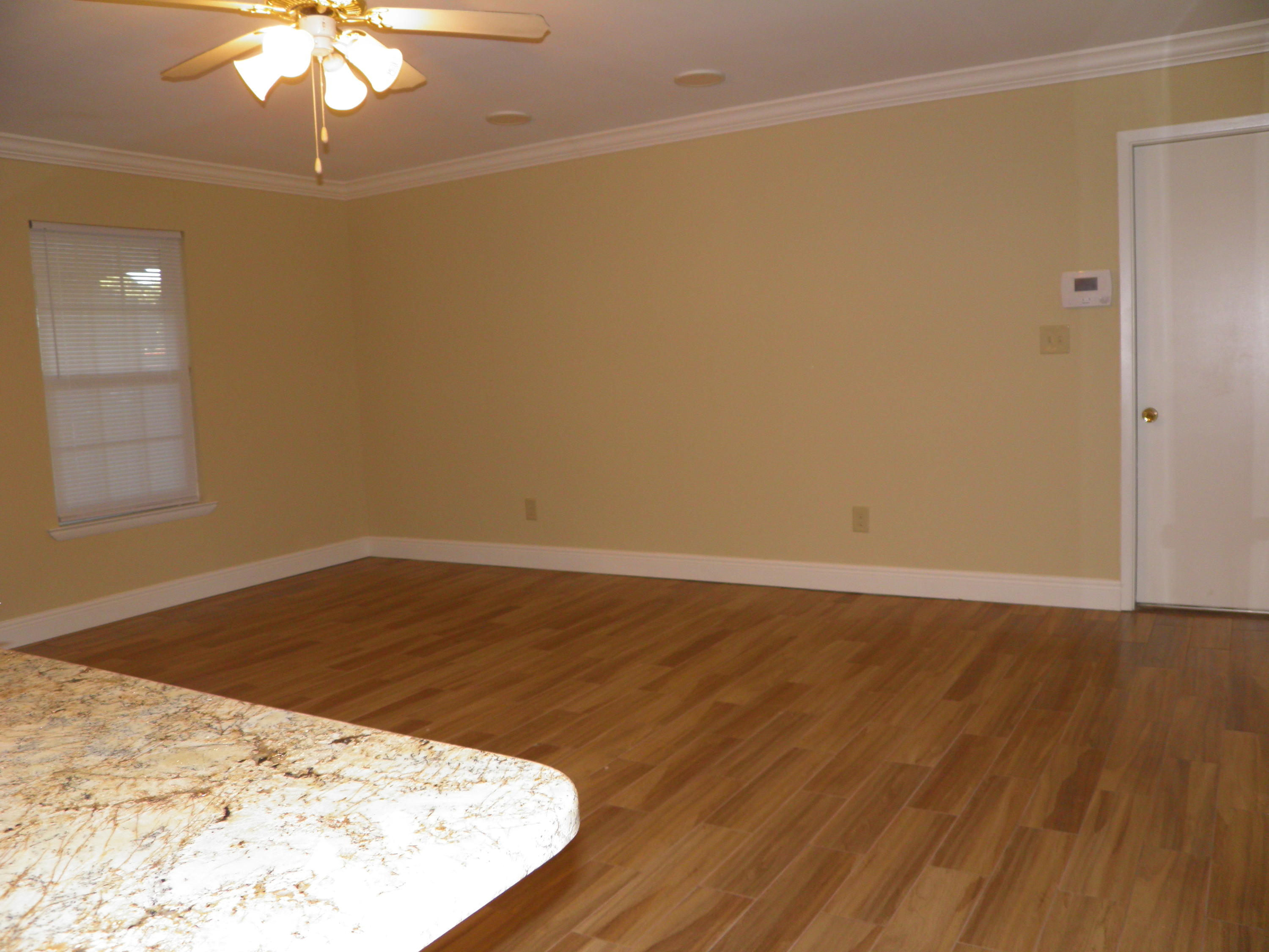 COLONY ESTATES - Residential Lease