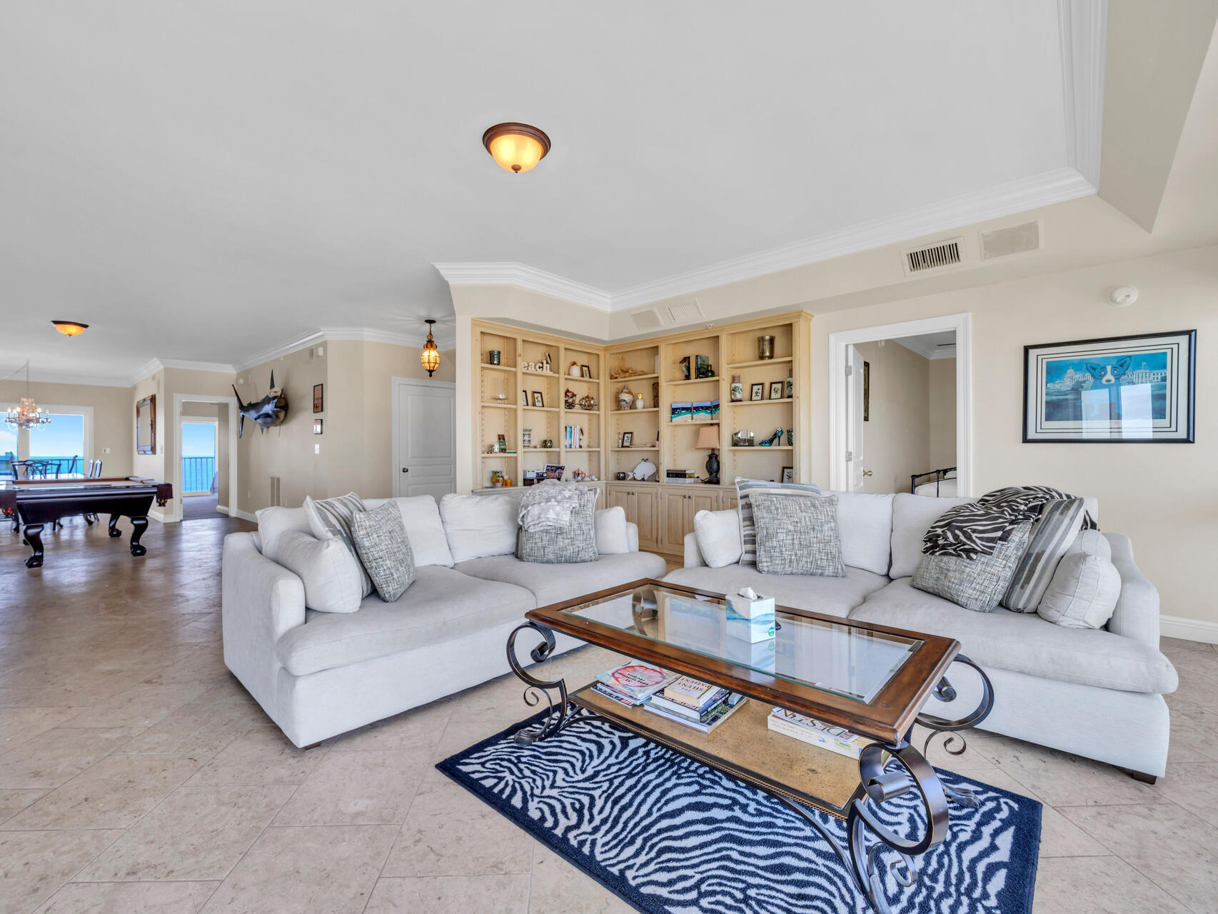 HOLIDAY ISLE TOWERS CONDO - Residential