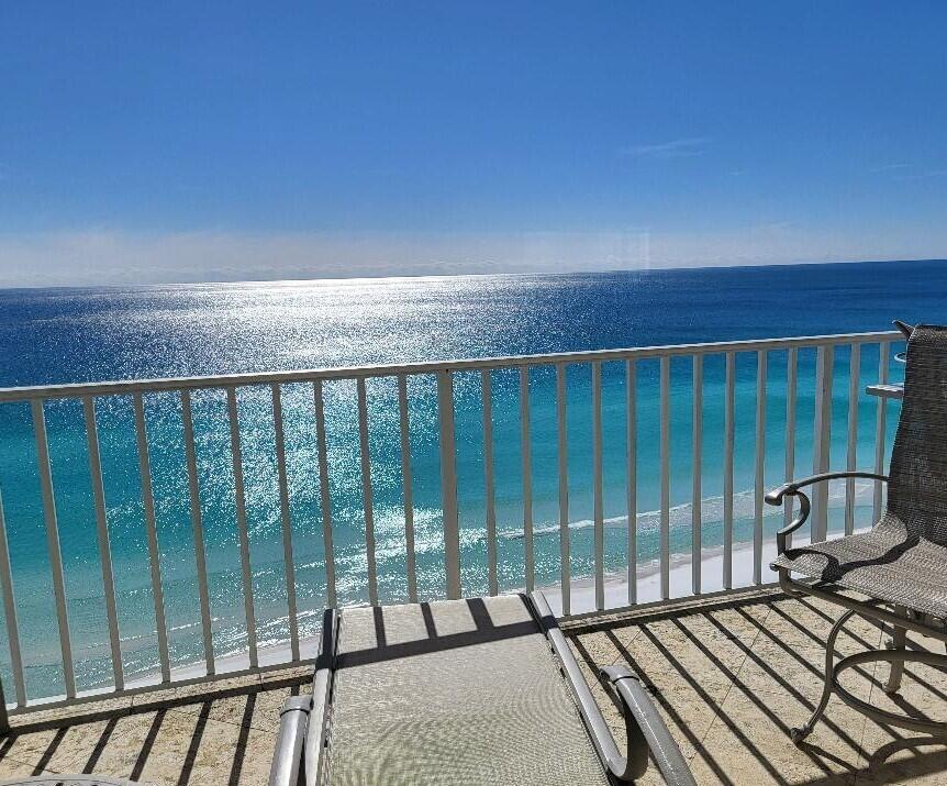 HOLIDAY ISLE TOWERS CONDO - Residential