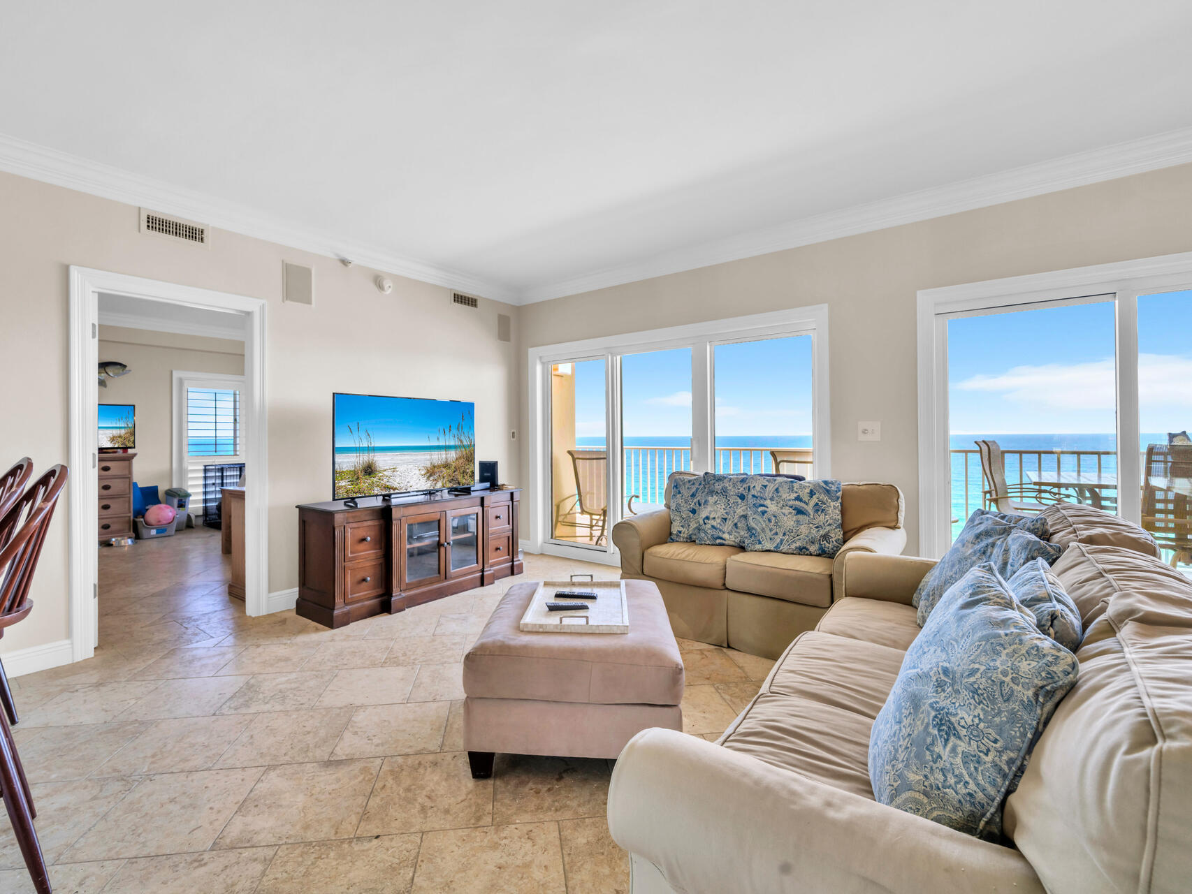 HOLIDAY ISLE TOWERS CONDO - Residential