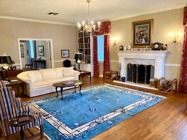 TOWN OF DEFUNIAK SPRINGS - Residential