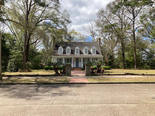 TOWN OF DEFUNIAK SPRINGS - Residential