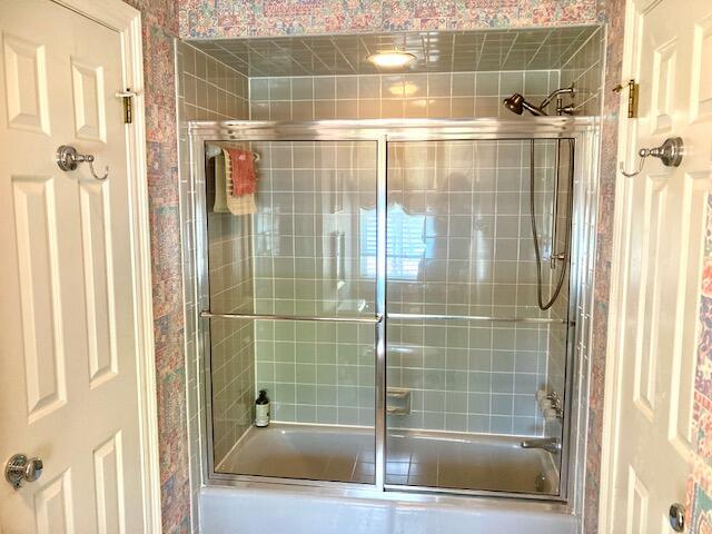 TOWN OF DEFUNIAK SPRINGS - Residential