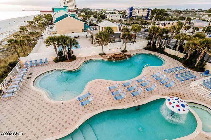 MAJESTIC BEACH TOWERS I - Residential