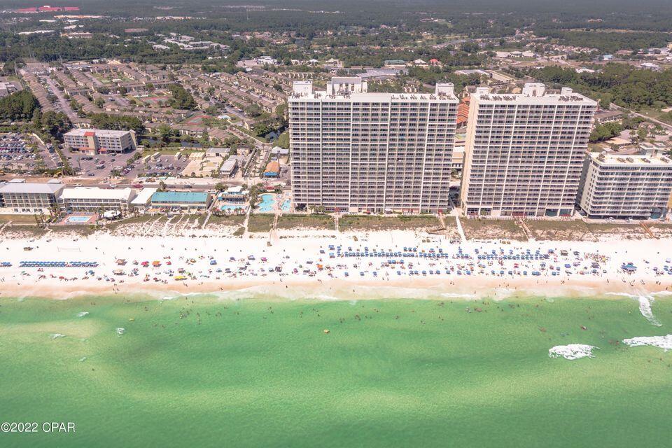 MAJESTIC BEACH TOWERS I - Residential