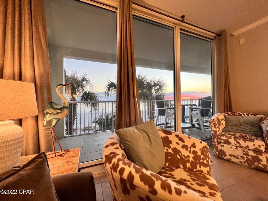 MAJESTIC BEACH TOWERS I - Residential
