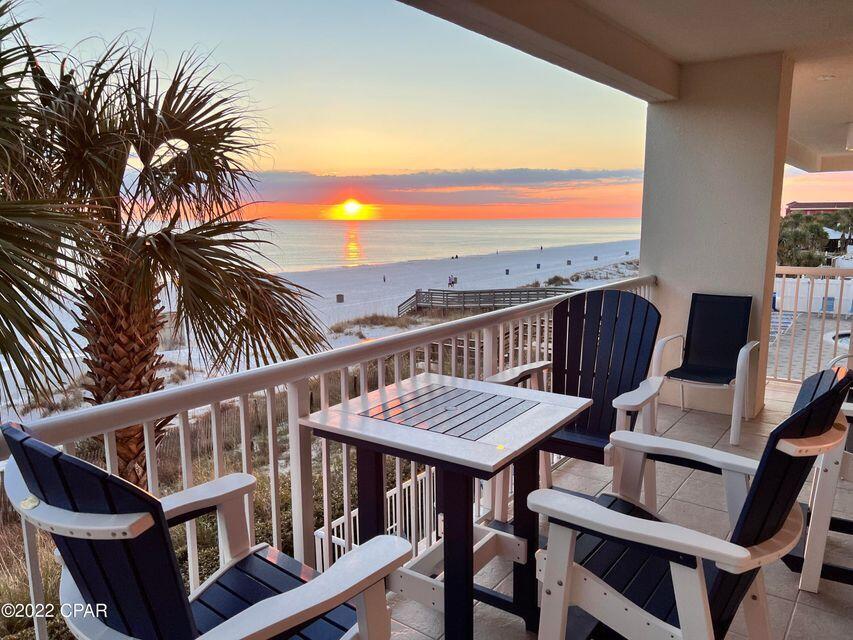 MAJESTIC BEACH TOWERS I - Residential