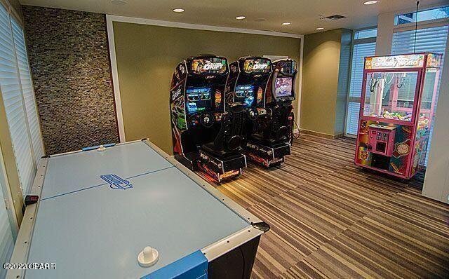 MAJESTIC BEACH TOWERS I - Residential