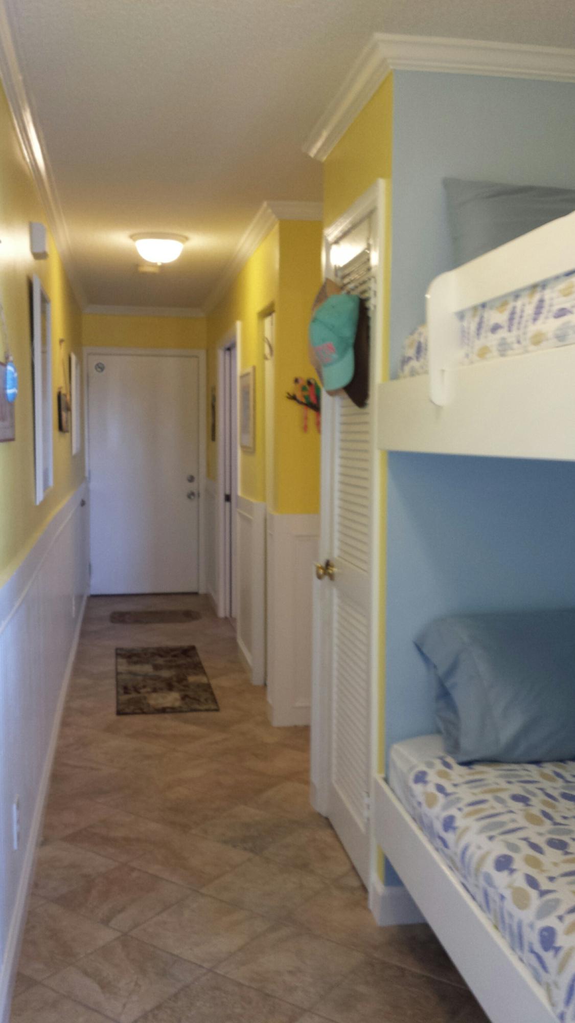 SUMMERSPELL CONDO - Residential