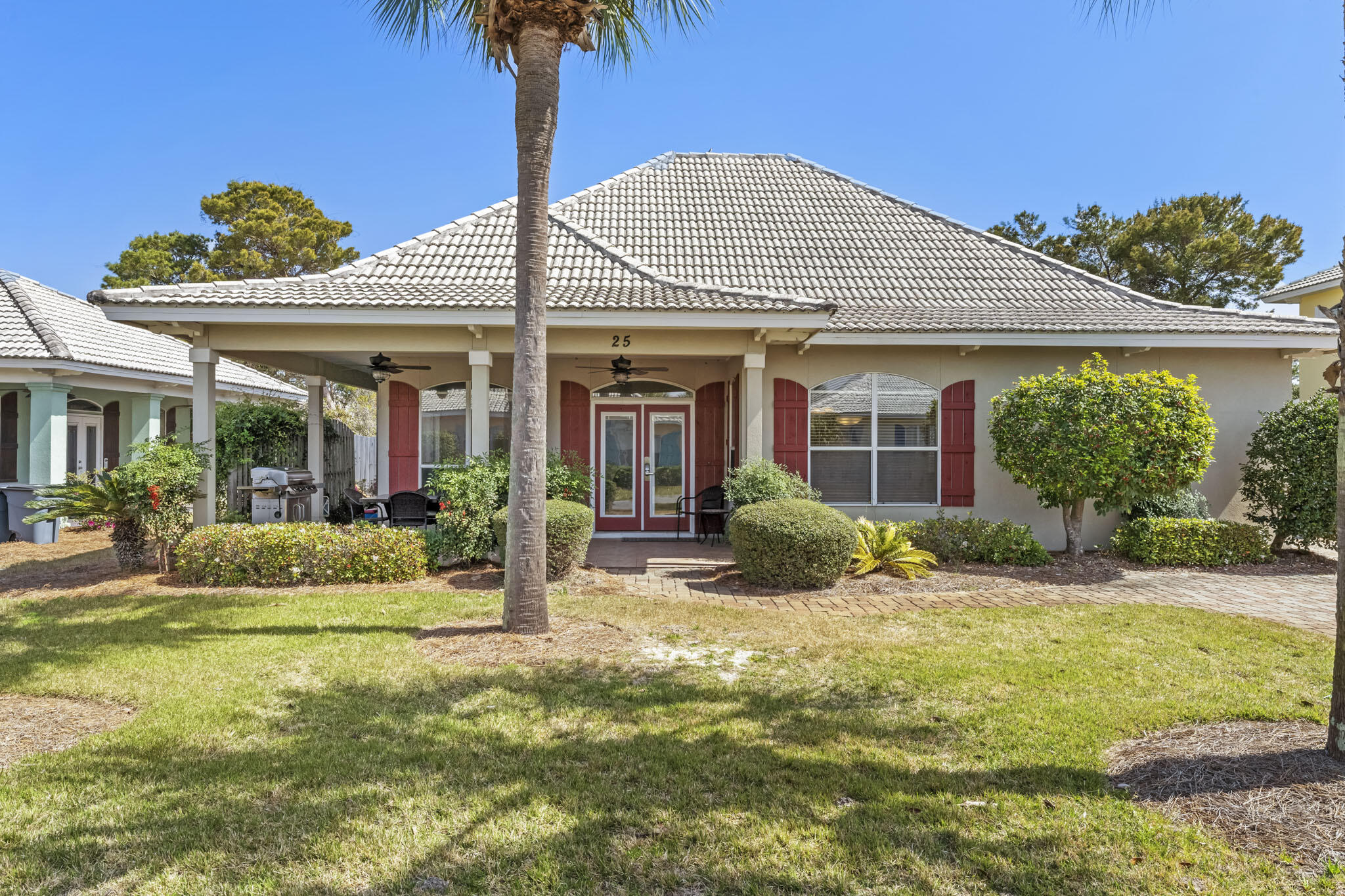Fully furnished available for winter monthly rental 10/1/2025-4/1/2026. Contact 850.608.6078 for details. Sunny and Share is a vibrant 3BR/2BA island-inspired retreat in the gated Emerald Shores community, just a short stroll from the beach. This single-story home sleeps 11 and features tall ceilings, coastal decor, and a bright open layout. The kitchen offers a breakfast bar, designer backsplash, and dining for six inside and out. The spacious master suite has a king bed, garden tub, shower, and double vanity. Also a queen room, bunk room with trundle, or sleeper sofa are available. Community perks include 2 pools, tennis, shuffleboard, and a beach trolley to the private pavilion with tiki bar. Walk to local favorites like Pompano Joe's or explore nearby dining, golf, and shopping.