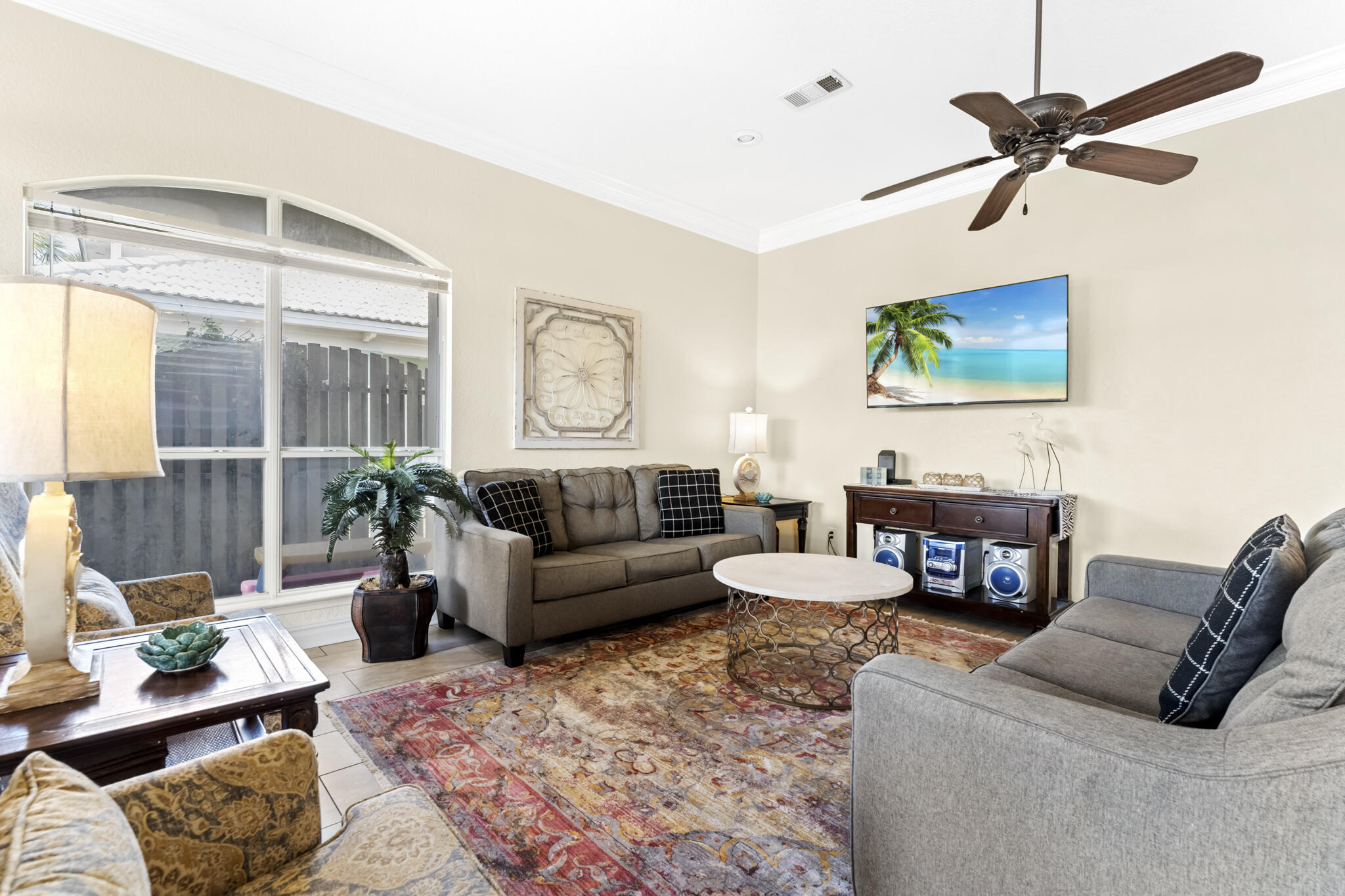 EMERALD SHORES - Residential Lease