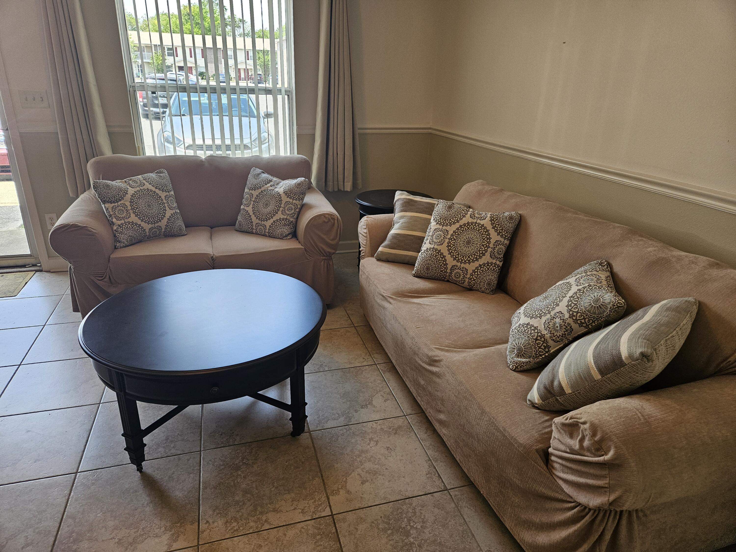 SHAY LIN T/H - Residential Lease