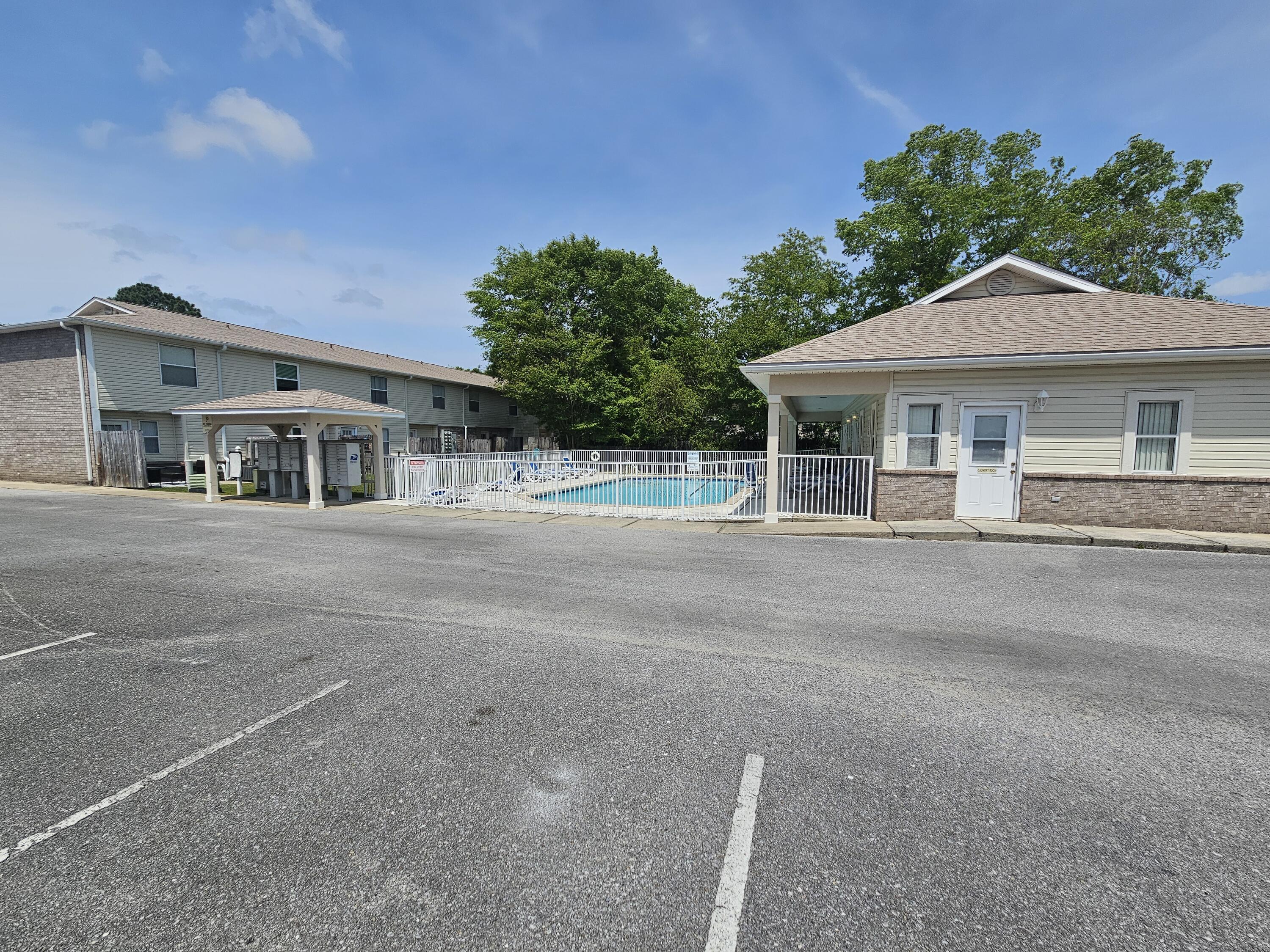 SHAY LIN T/H - Residential Lease