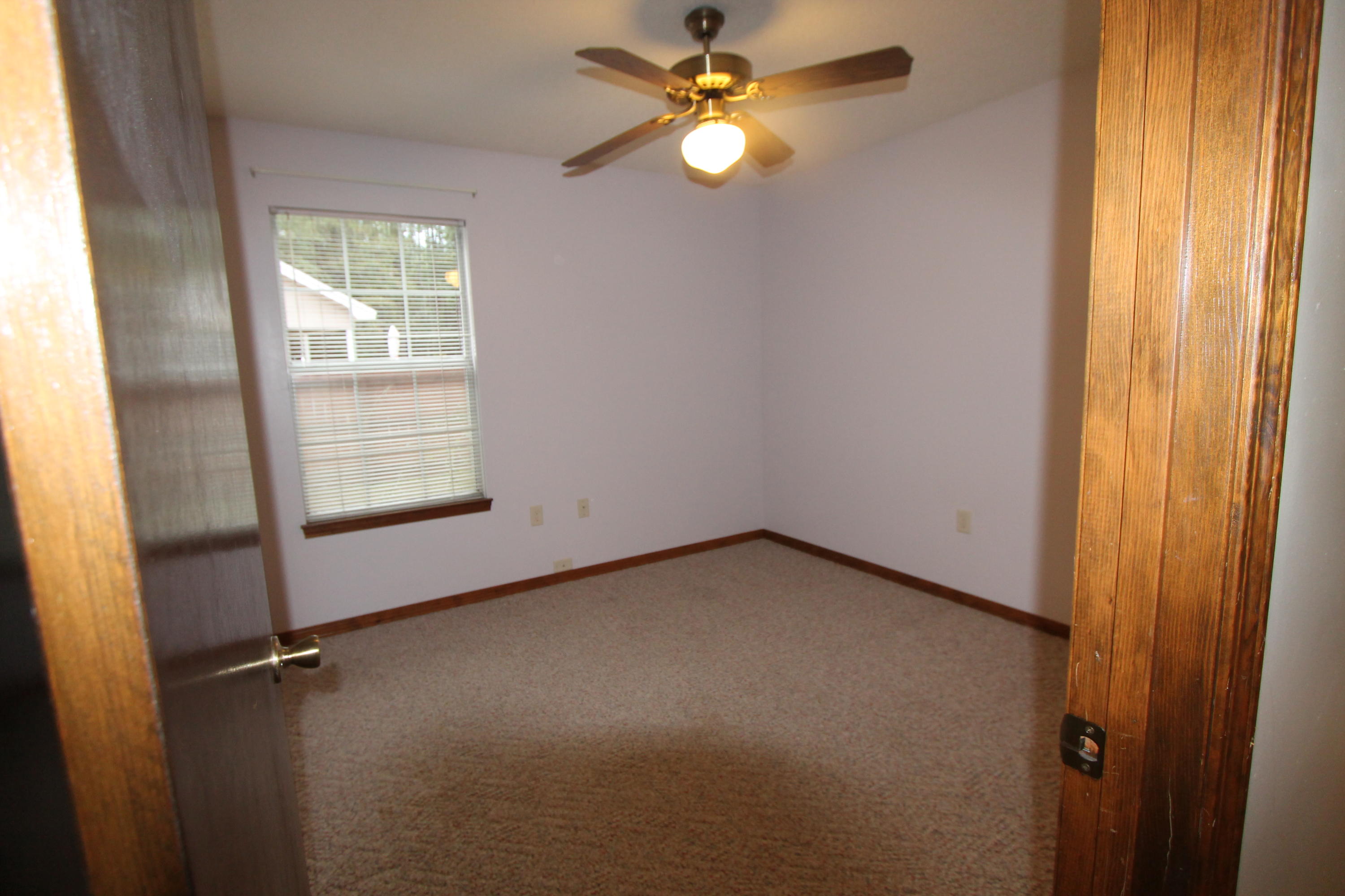 CRYSTAL LAKE ESTATES - Residential