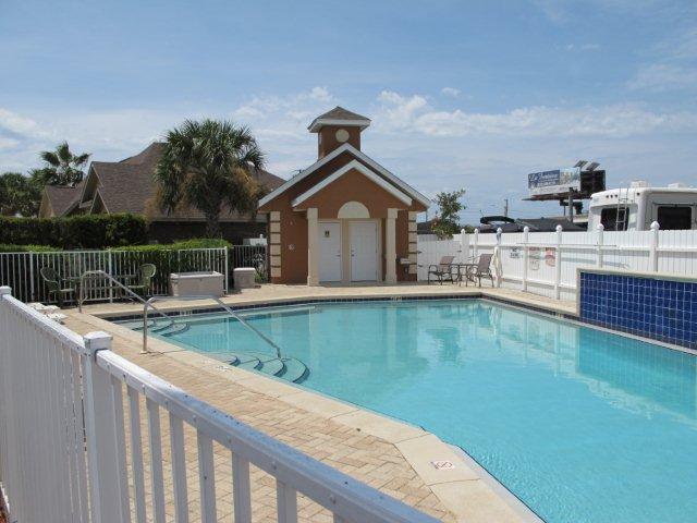 FOUNTAINVIEW - Residential