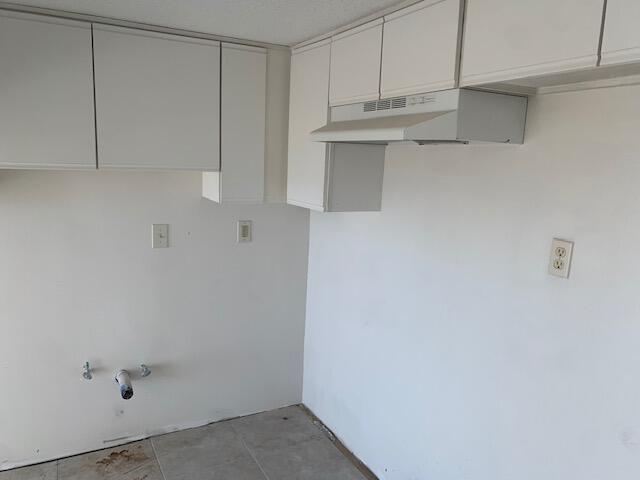 FINISTERRA CONDO - Residential