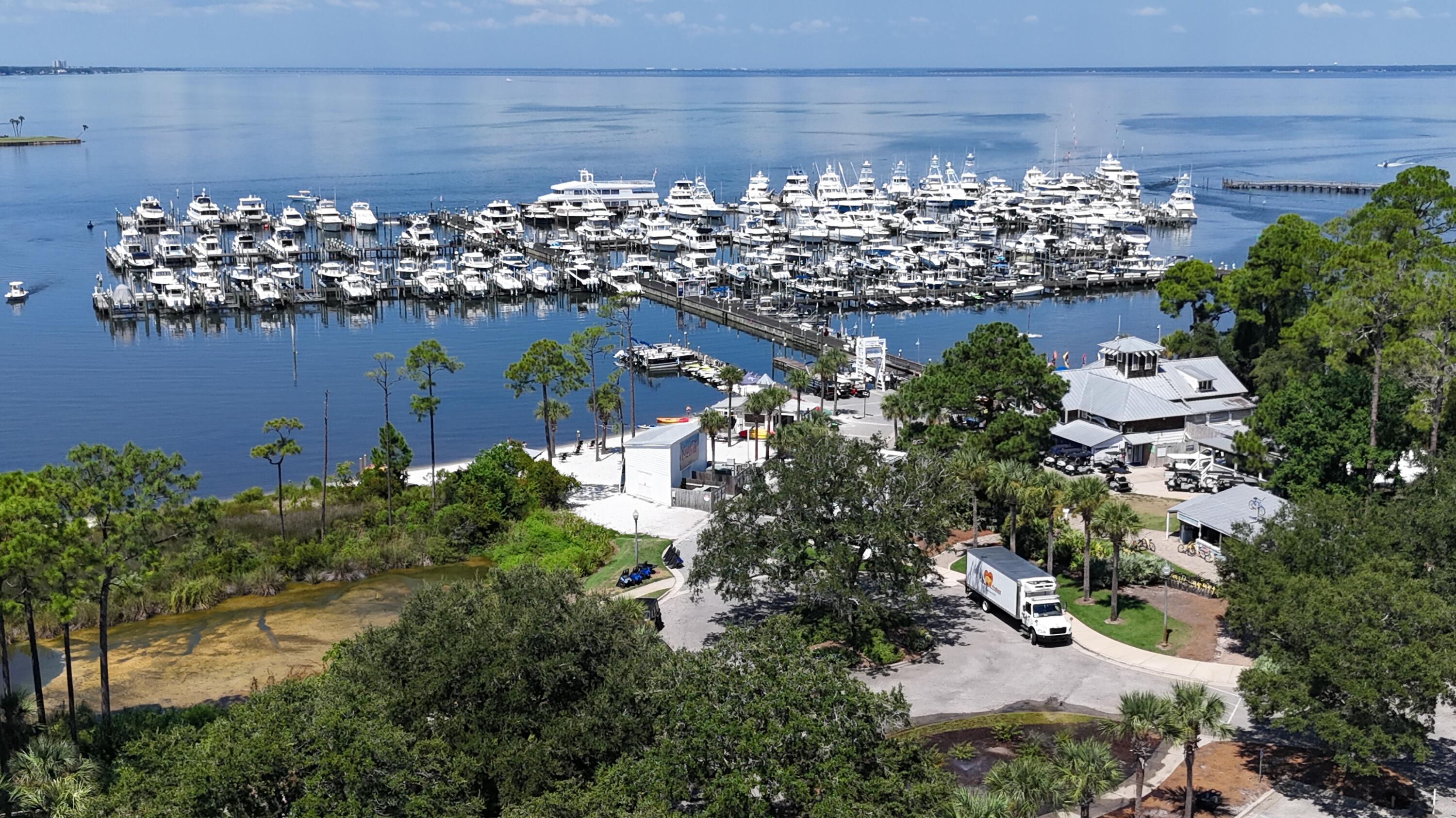 PLAYERS CLUB AT SANDESTIN - Residential