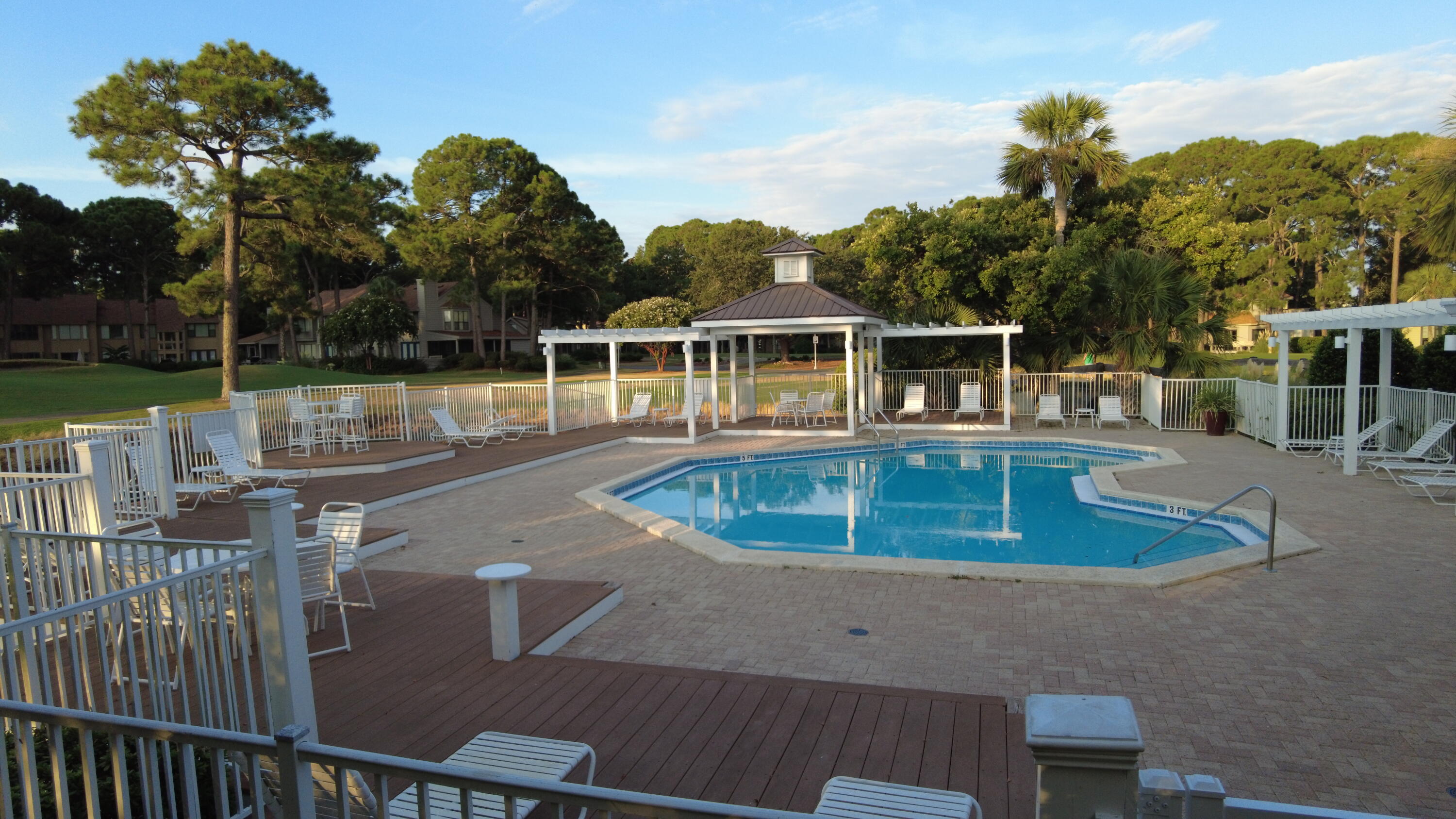 PLAYERS CLUB AT SANDESTIN - Residential