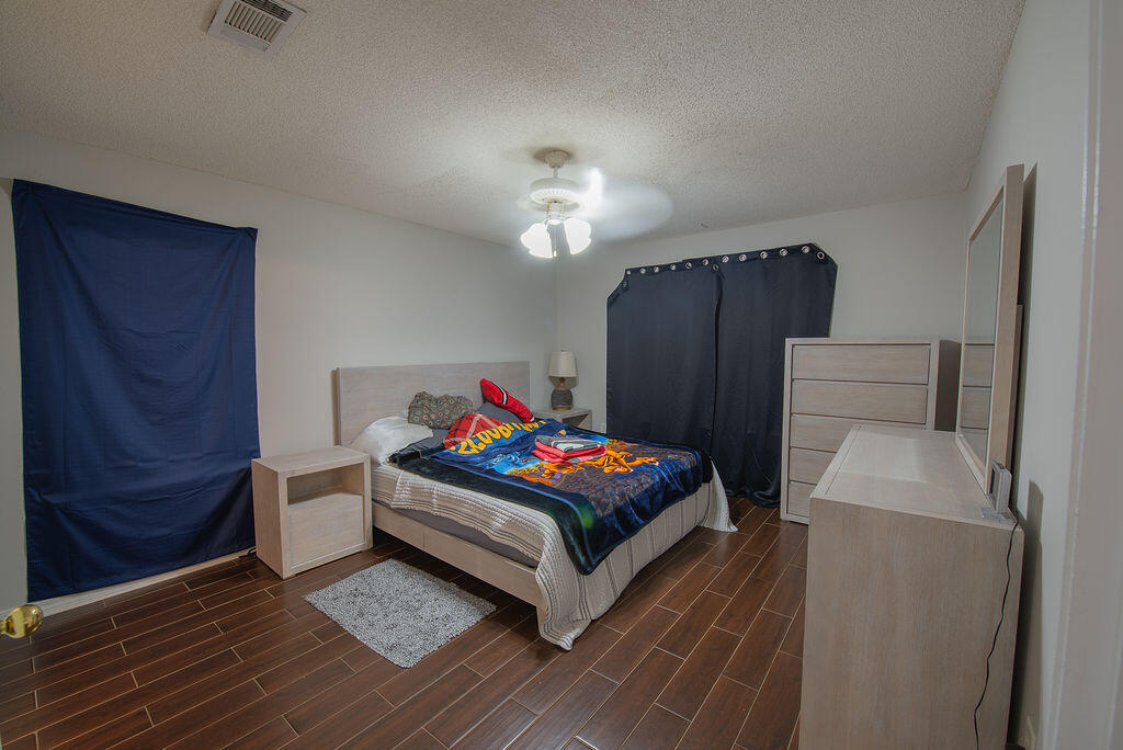 MARSH HARBOR - Residential Lease