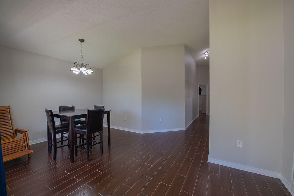 MARSH HARBOR - Residential Lease