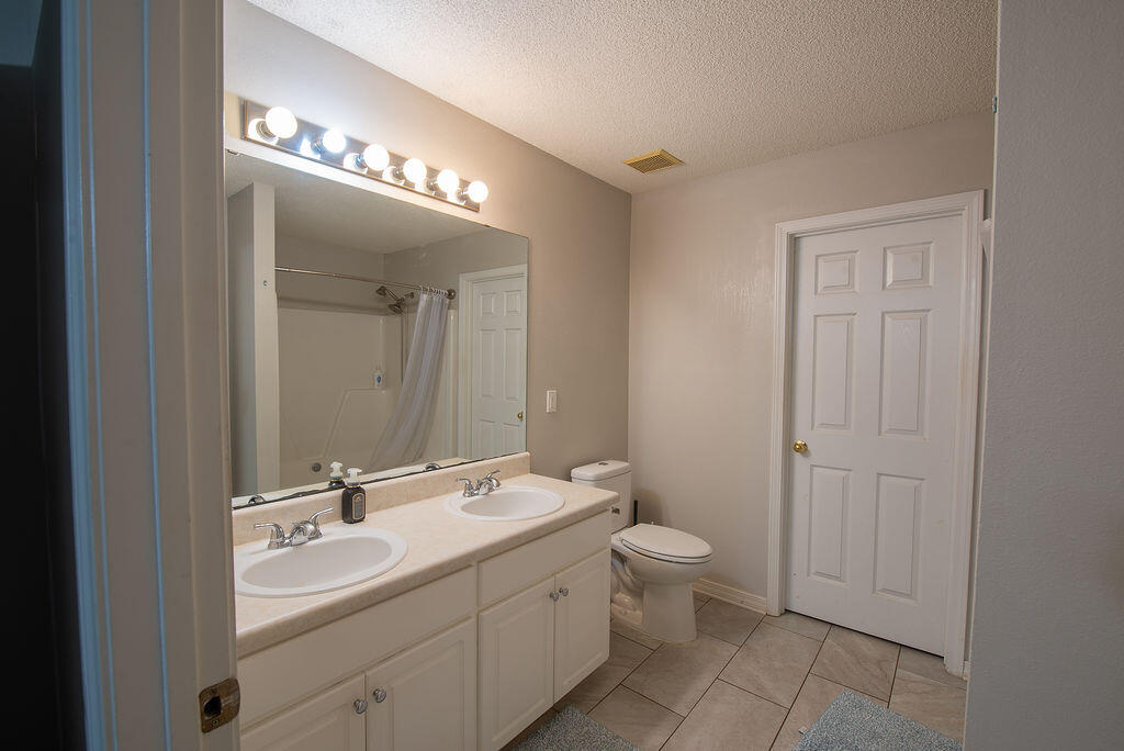 MARSH HARBOR - Residential Lease