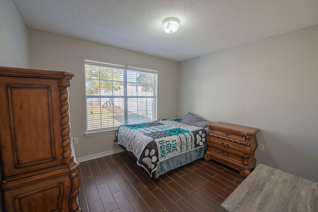 MARSH HARBOR - Residential Lease