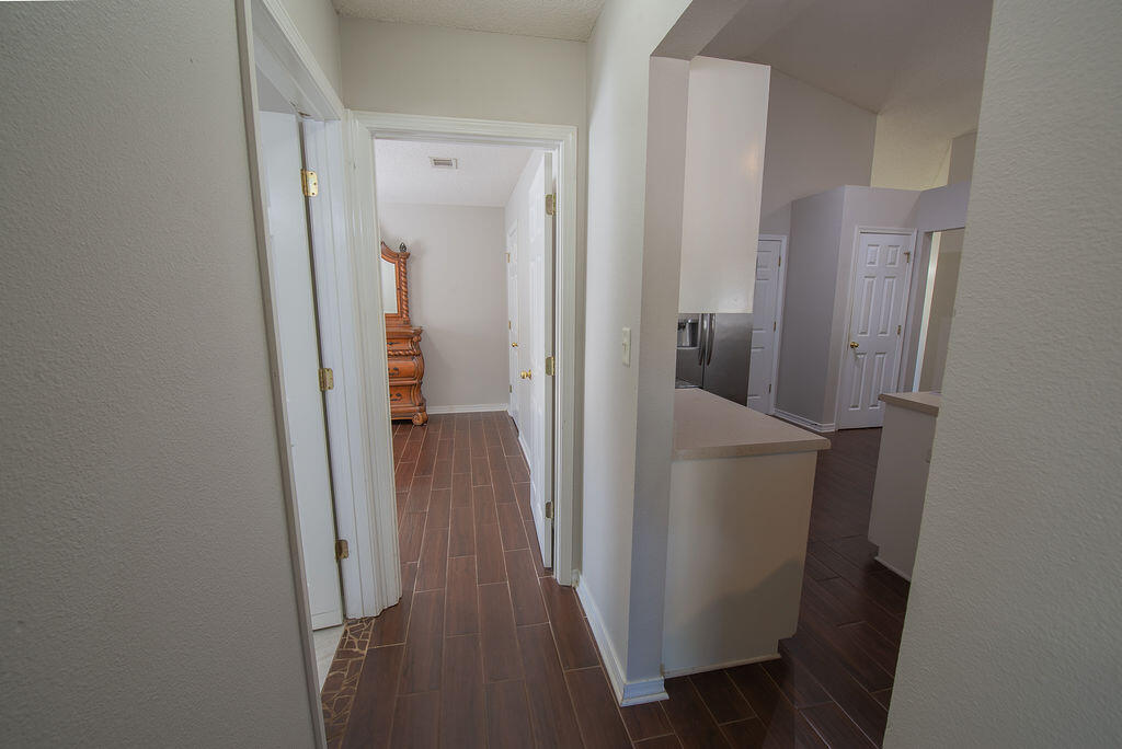 MARSH HARBOR - Residential Lease