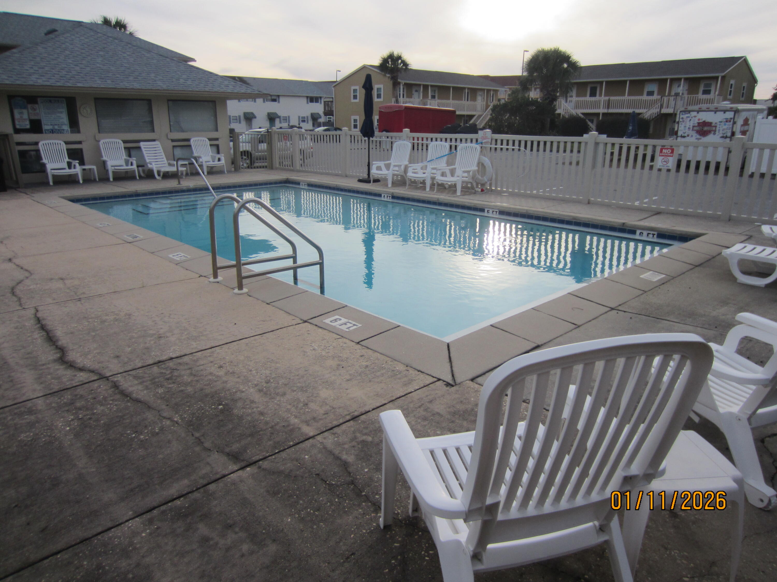 CROSS CREEK CLUB CONDO - Residential