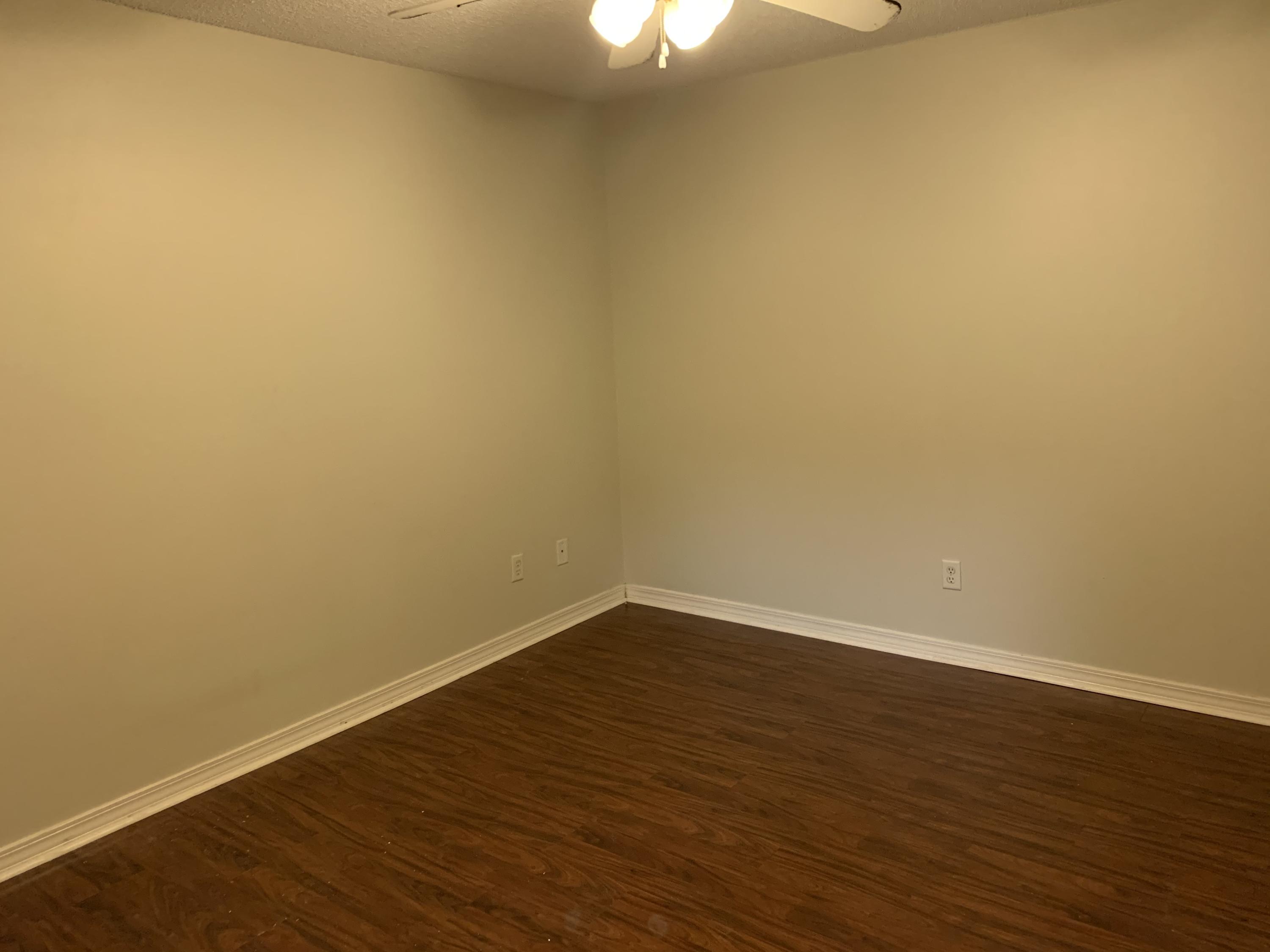 SHANYN TAYLOR OAKS - Residential Lease