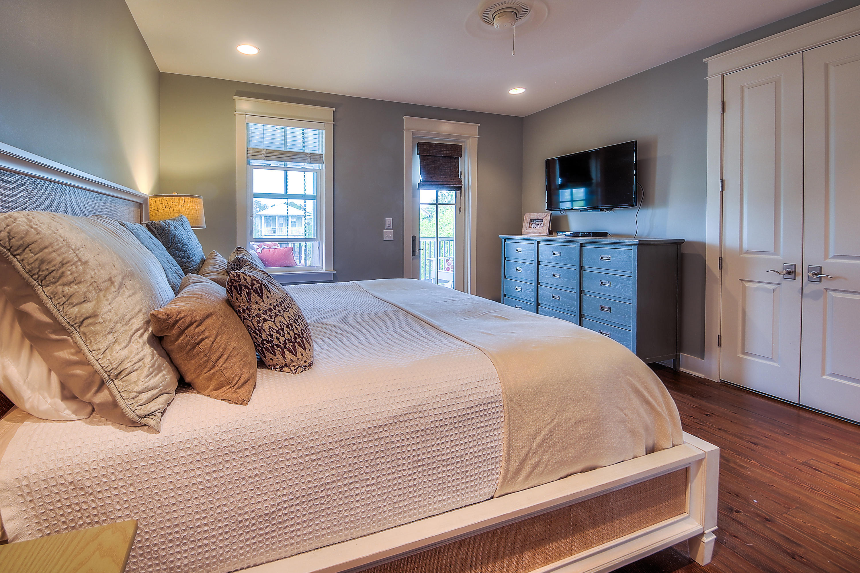 WATERCOLOR - Residential