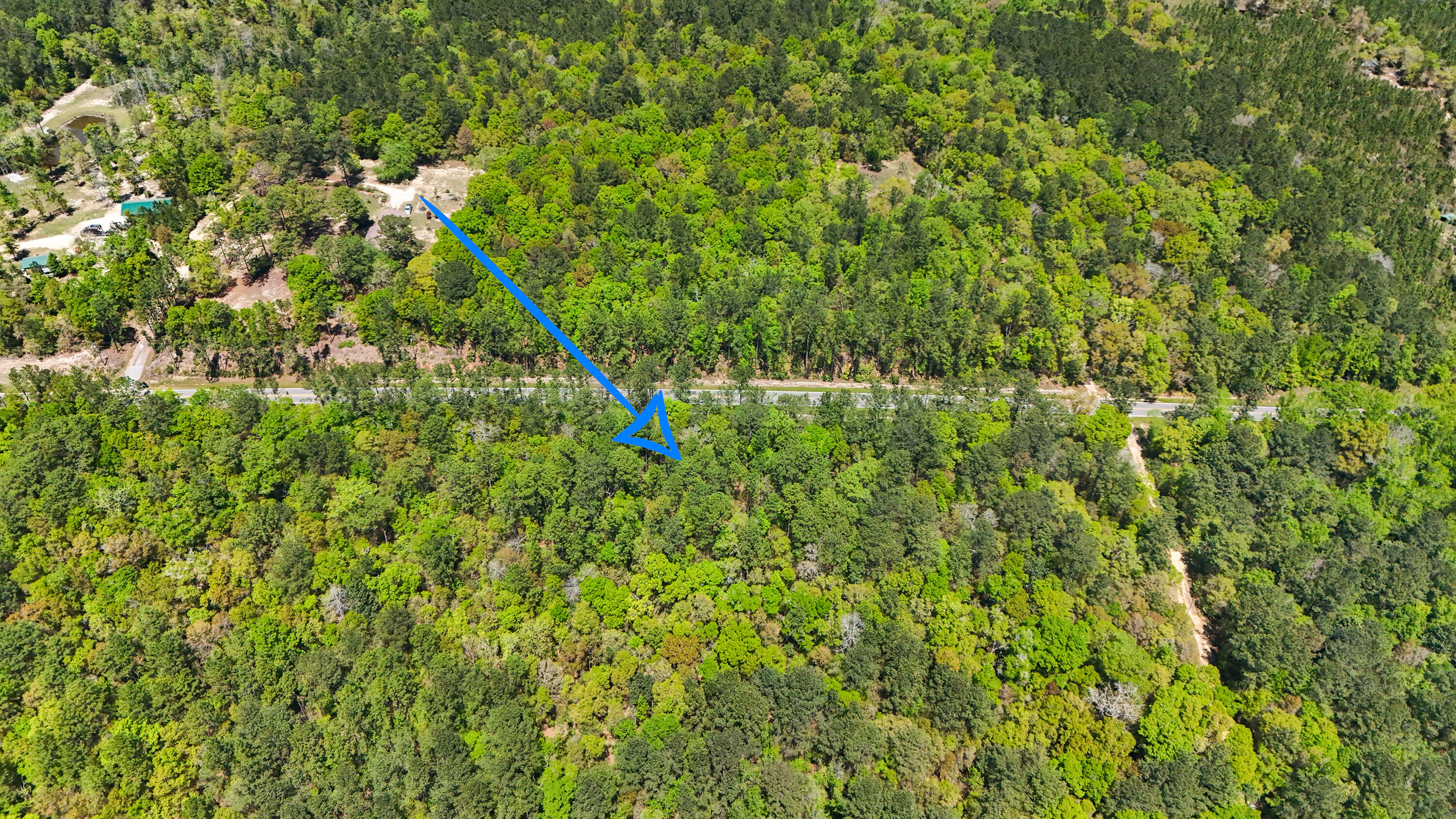 NO RECORDED SUBDIVISION - Land