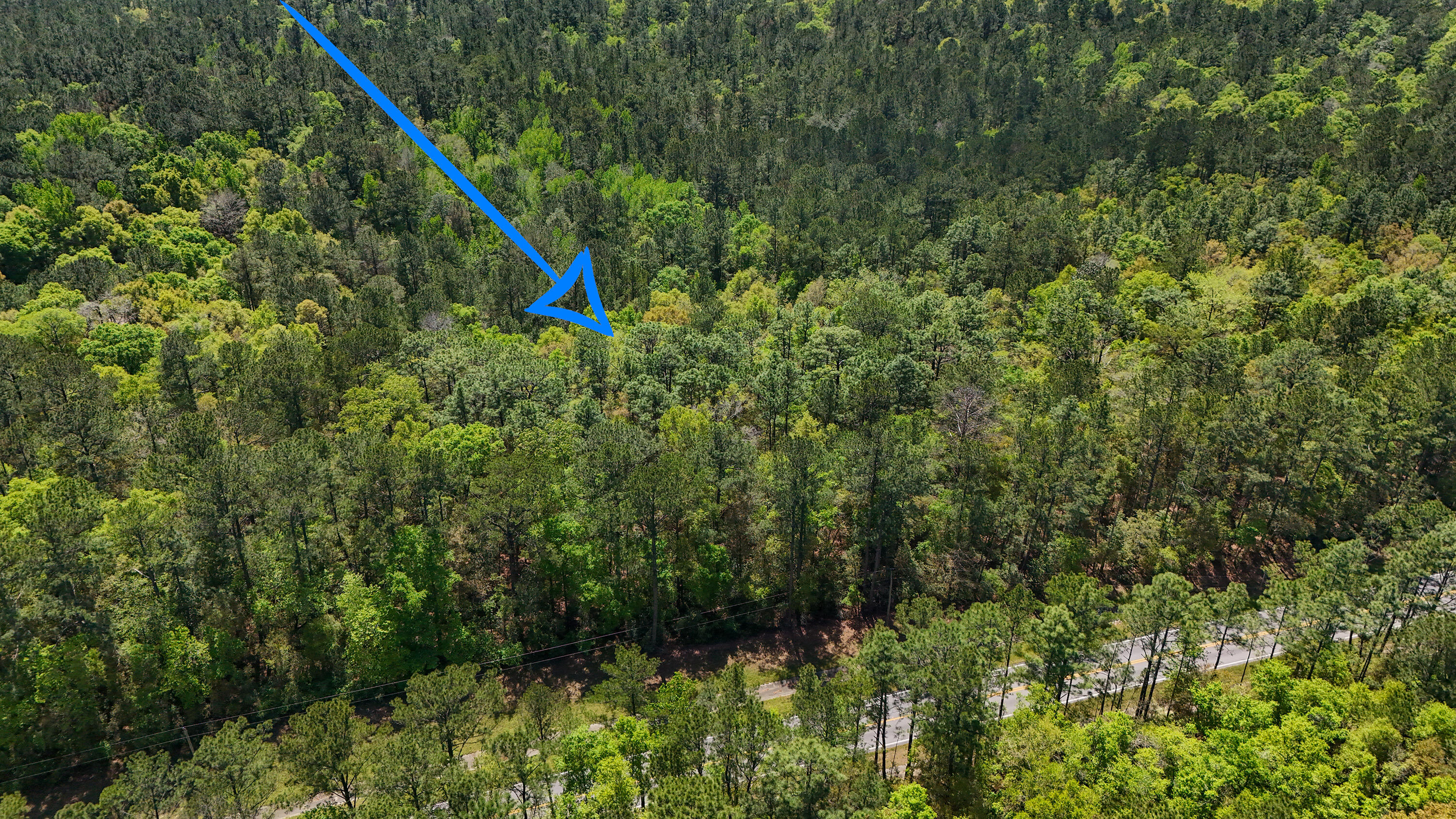 NO RECORDED SUBDIVISION - Land