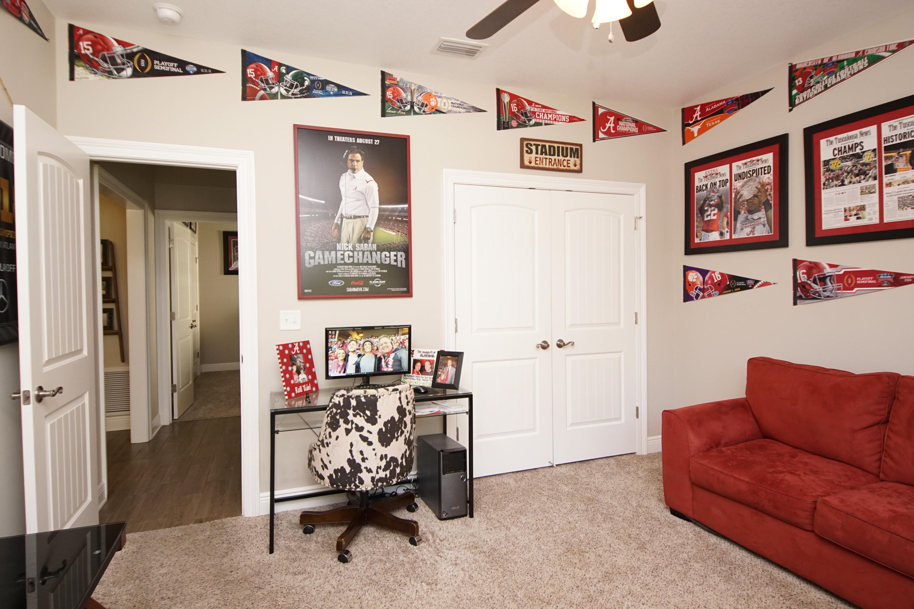 COLONIAL WOODS - Residential